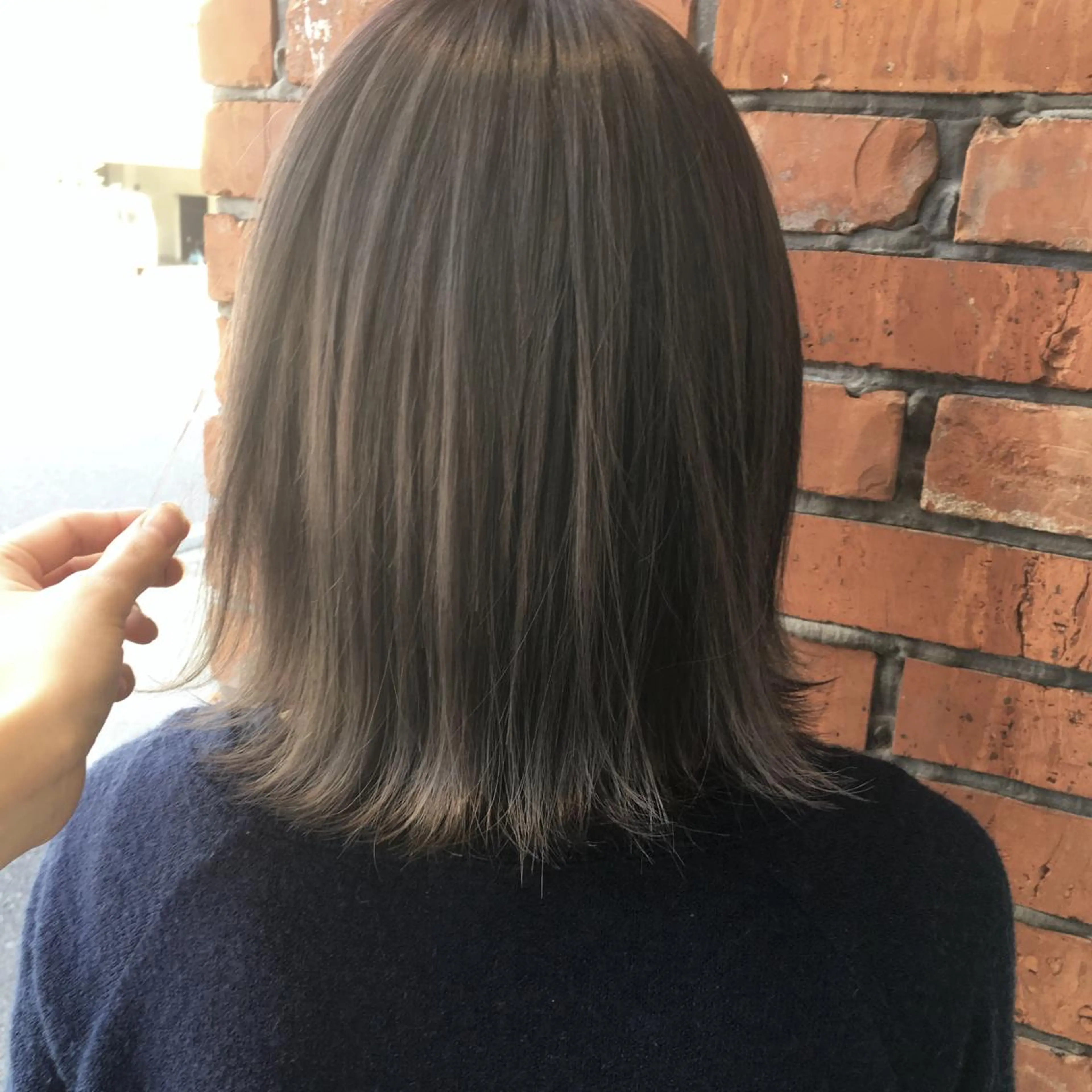 カラー グレージュ 加藤 あやみのヘアスタイル