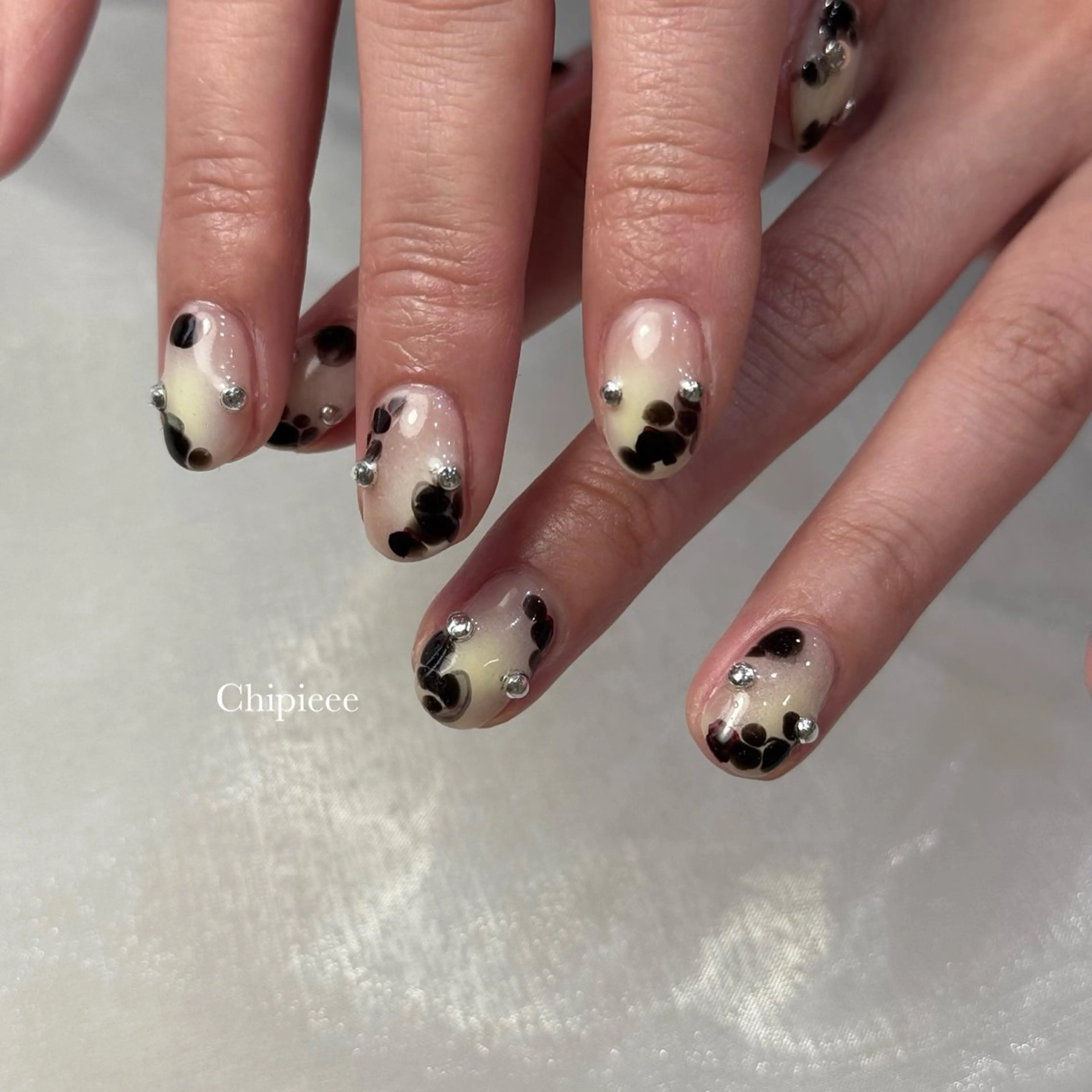 ネイル le  nail edition天神店所属・le MAIKA 天神のネイルデザイン