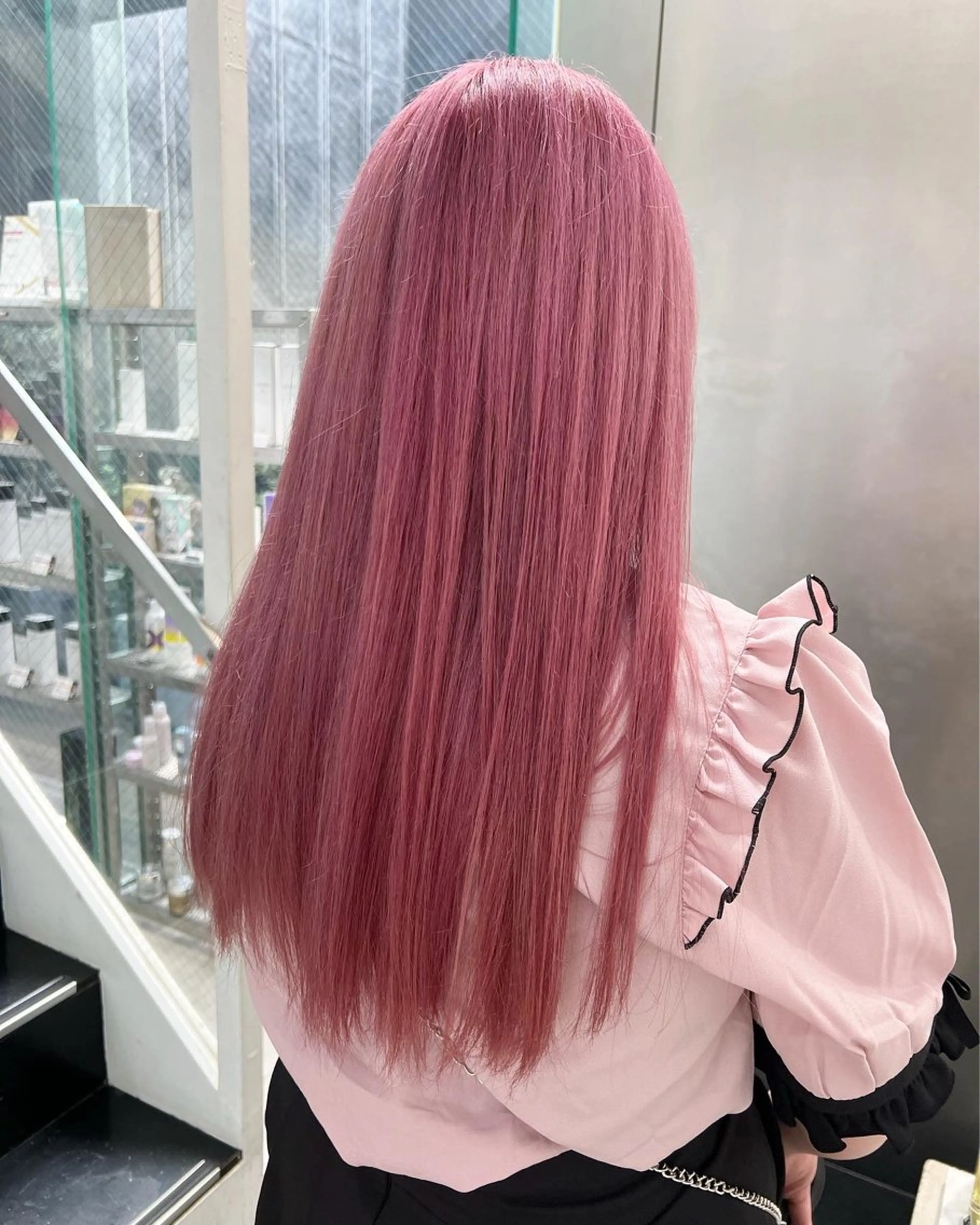 ロング カラー ブリーチ ピンクカラー ヘアカラー トリートメント インナーカラー/天神 ブリーチ/吉田のヘアスタイル