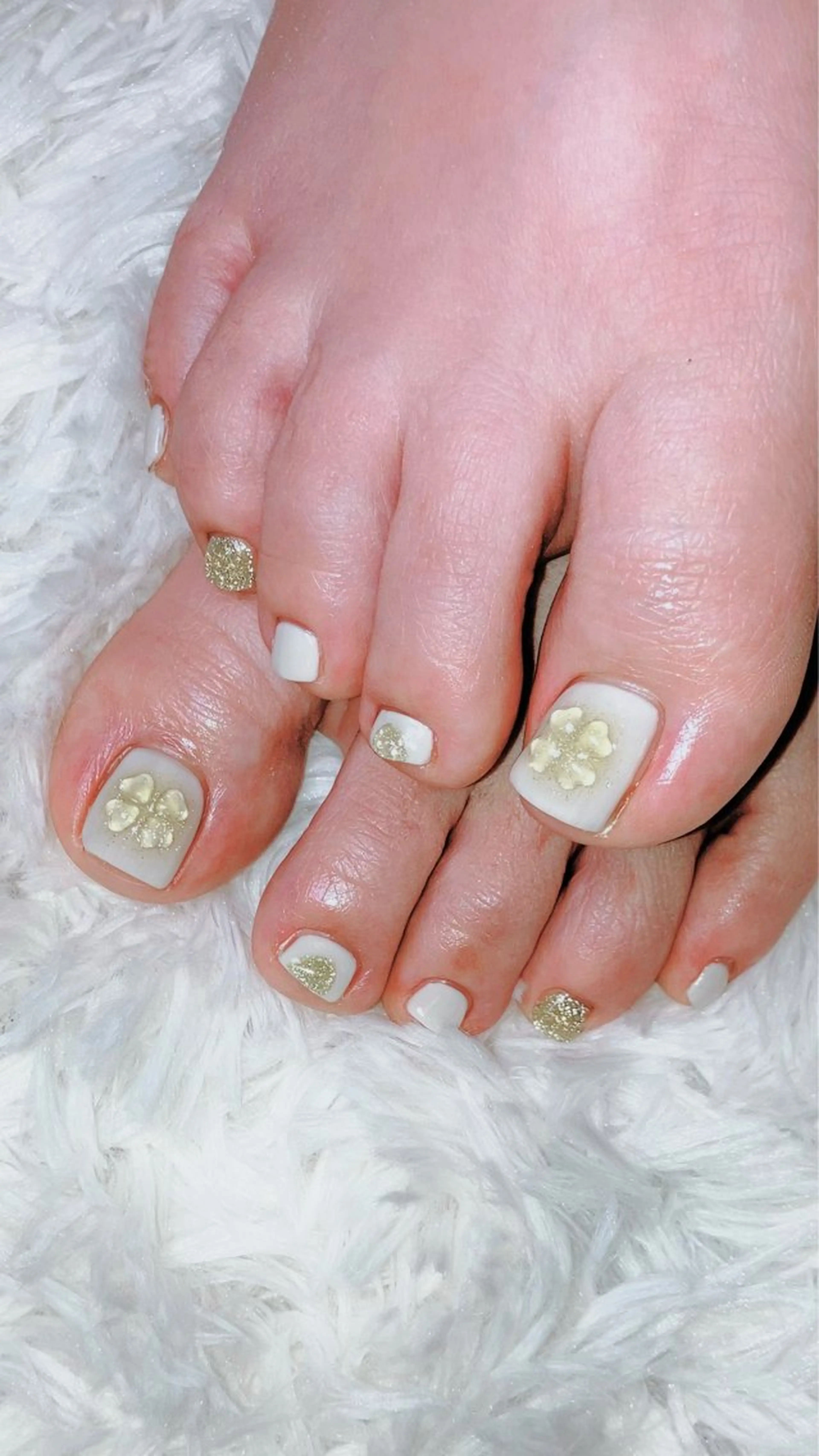 ネイル shino🌟 痛ネイルのネイルデザイン