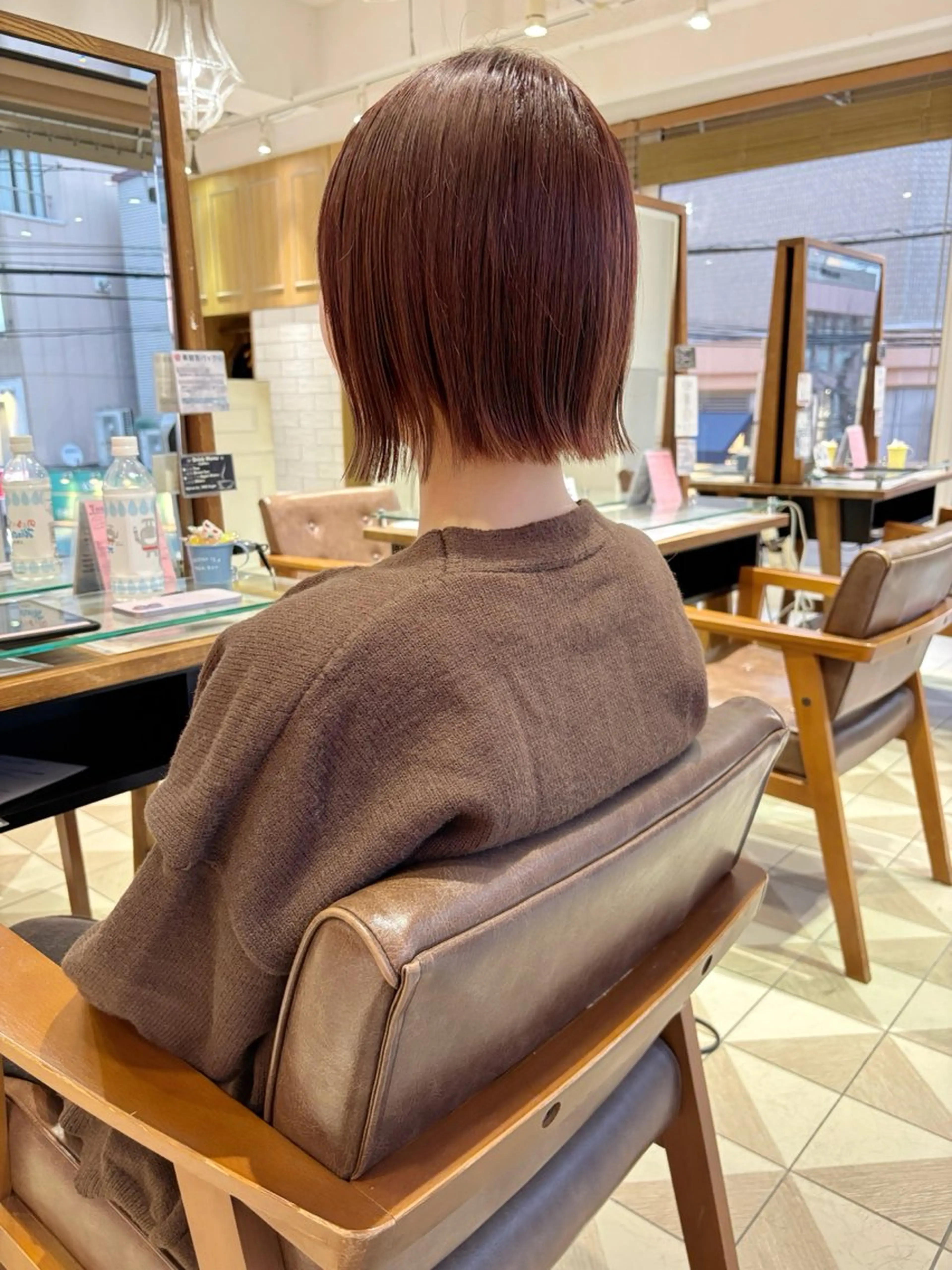 ショート カラー カット ヘアカラー トリートメント 齋藤 咲のヘアスタイル