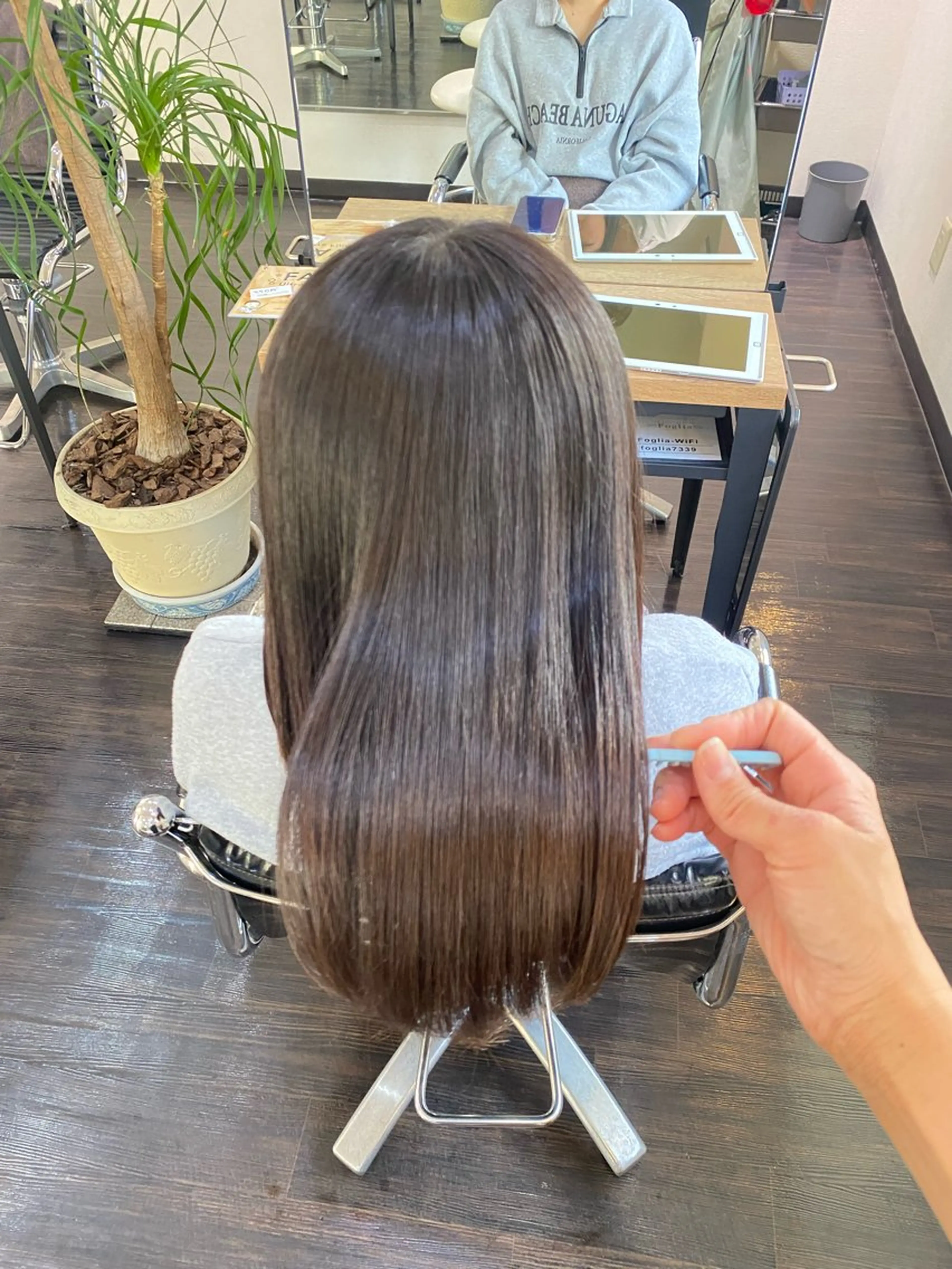 セミロング 縮毛矯正 美容室Limb所属・髪質改善/縮毛/小林 水葵のヘアスタイル