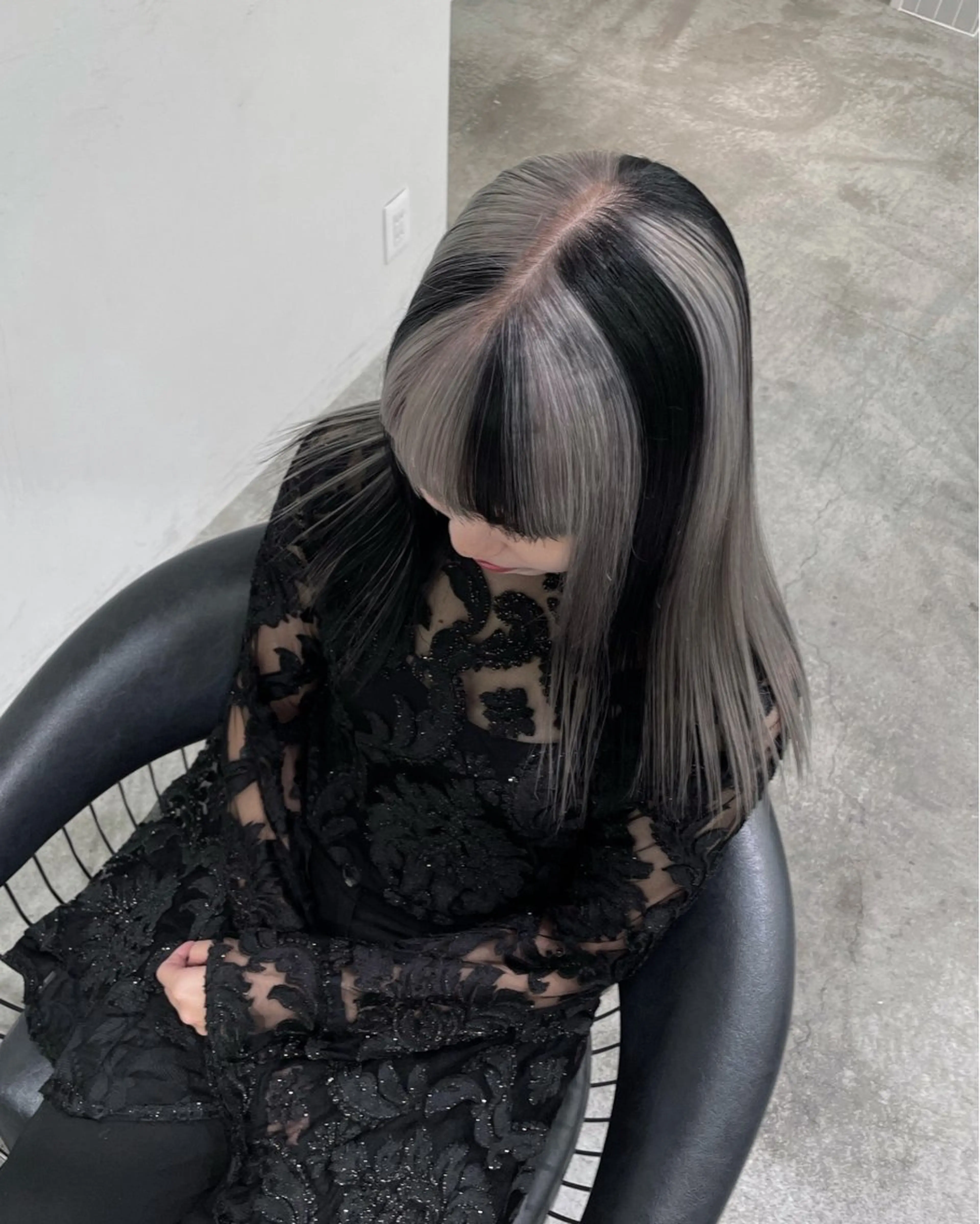 セミロング カラー ブリーチ ブロンド デザインカラー ダブルカラー HARUKA/原宿 ショートカットモデルのヘアスタイル
