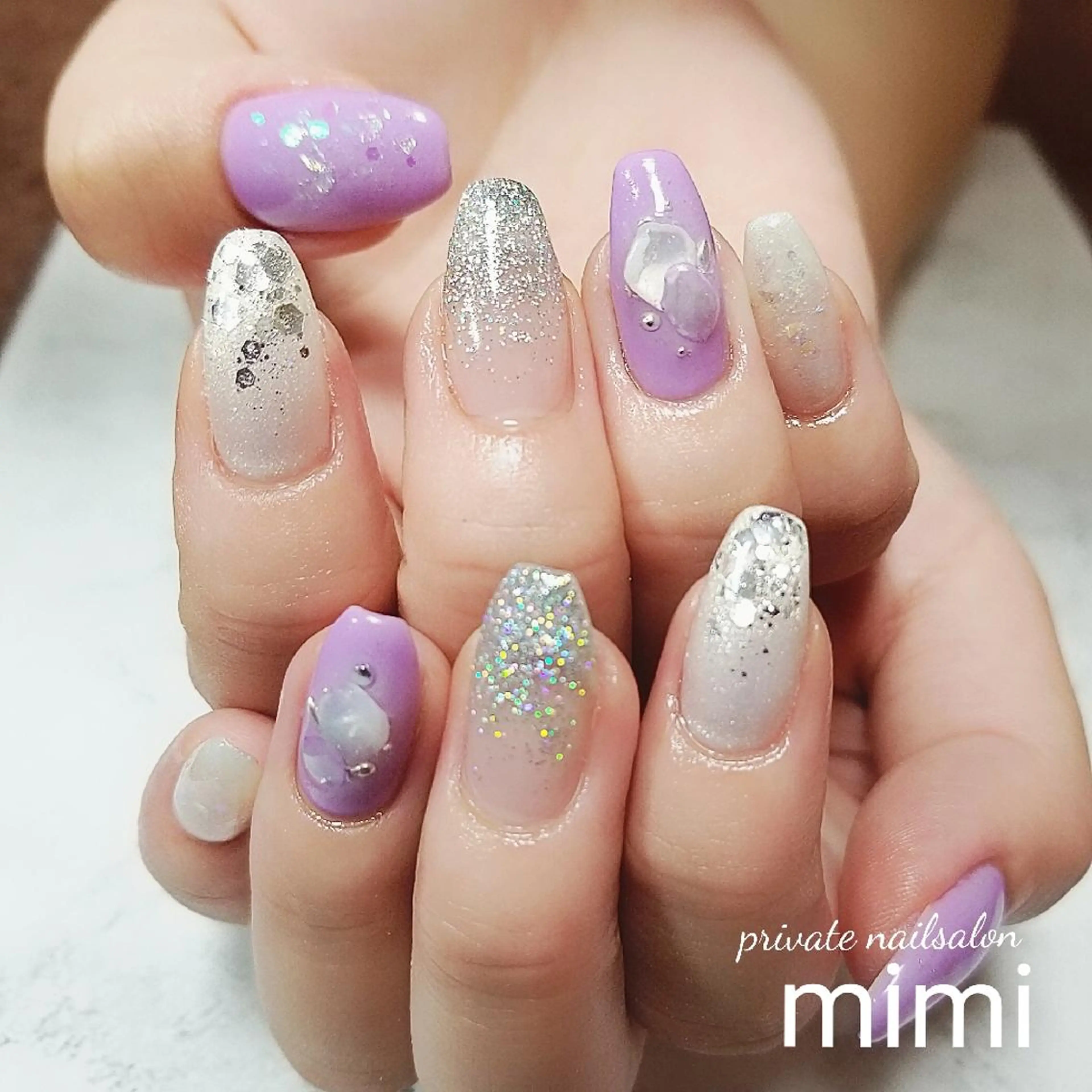 ネイル アートネイル キラキラネイル ラメ(グリッター) ニュアンスネイル ハンドネイル 博多ネイル ｍｉｍｉのネイルデザイン