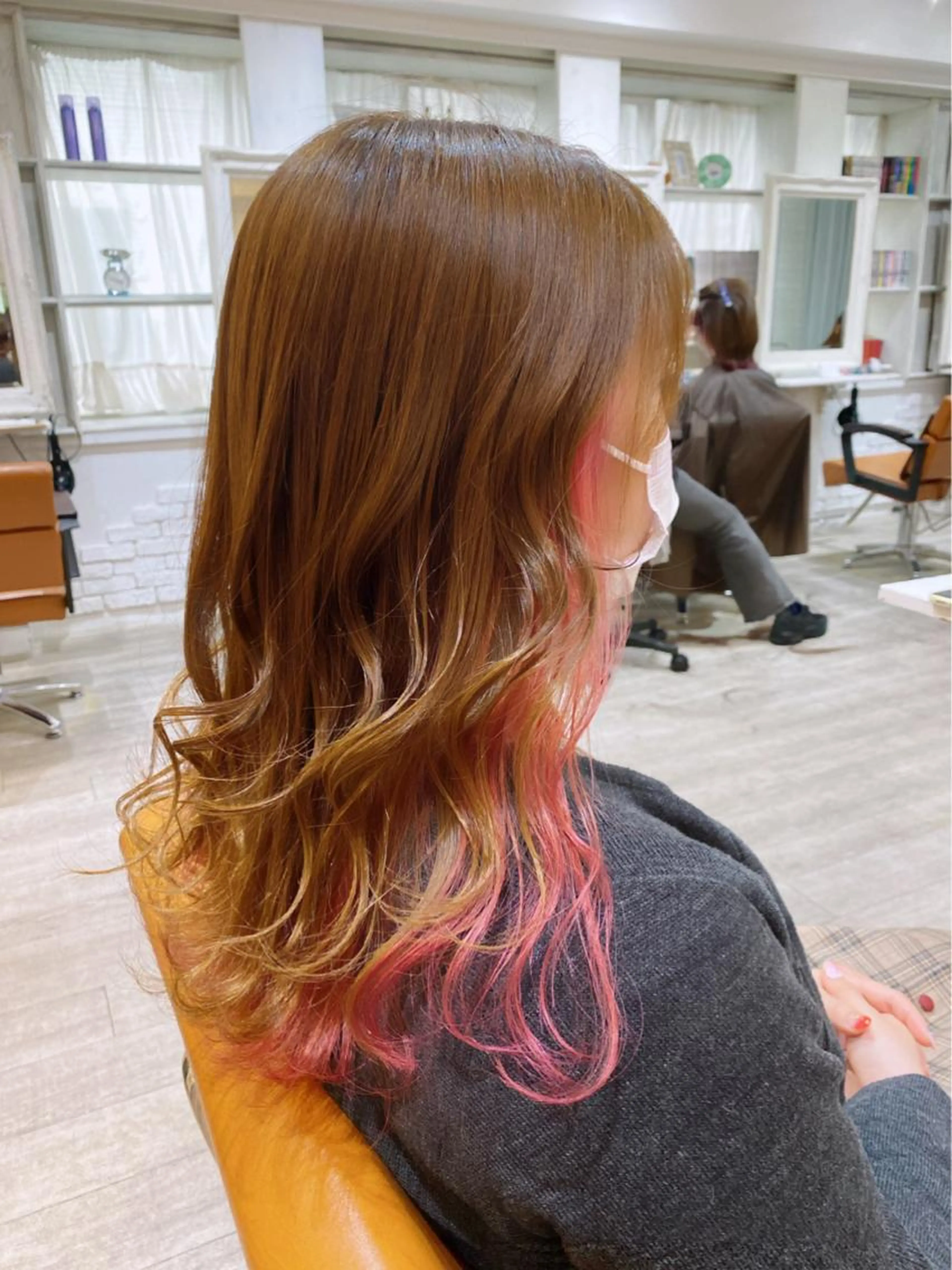 【インナーカラー】TOKIOケアカラー+インナーブリーチ+ティアラトリートメントの写真