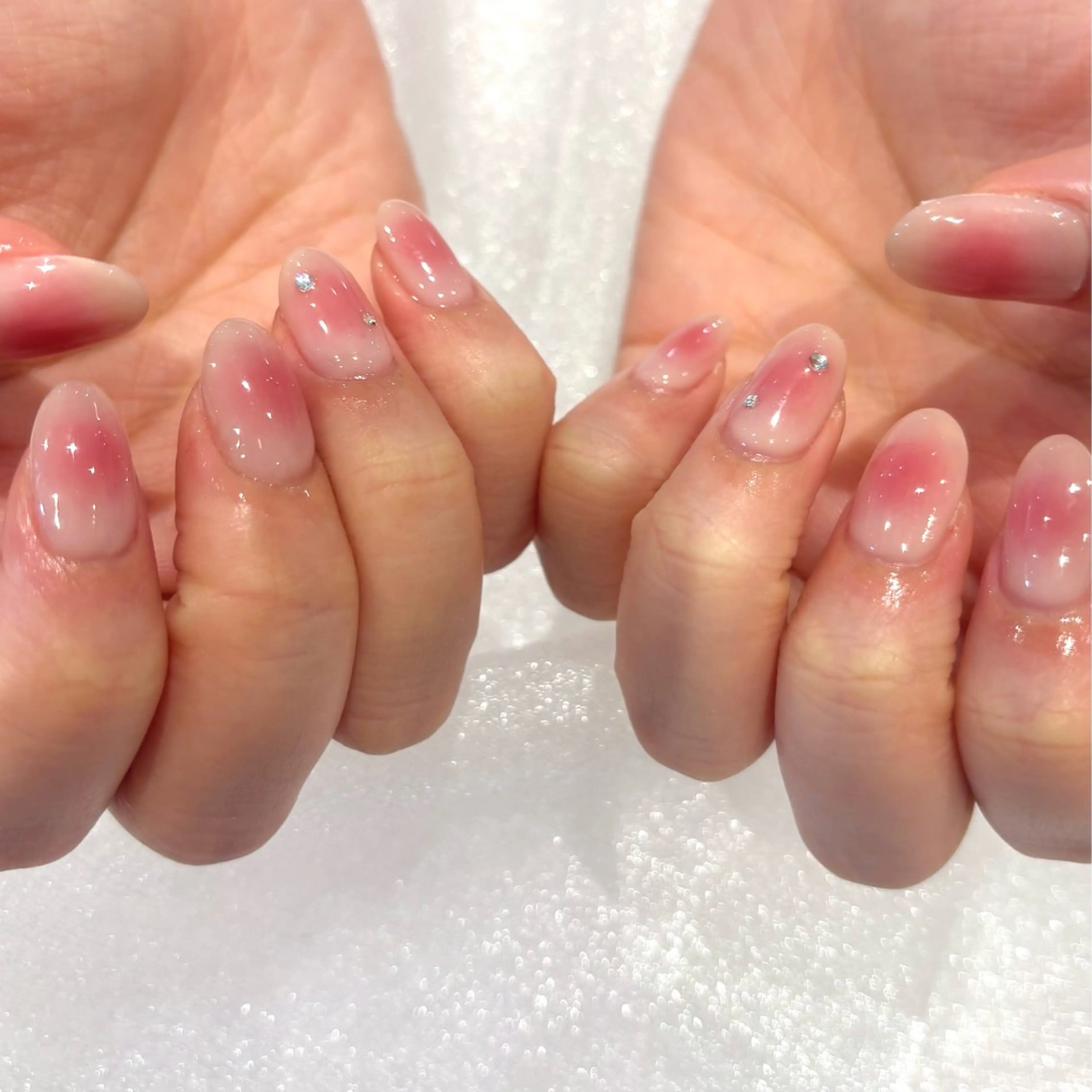 ネイル チークネイル ハンドネイル nailist🍒 ヤマザキのネイルデザイン