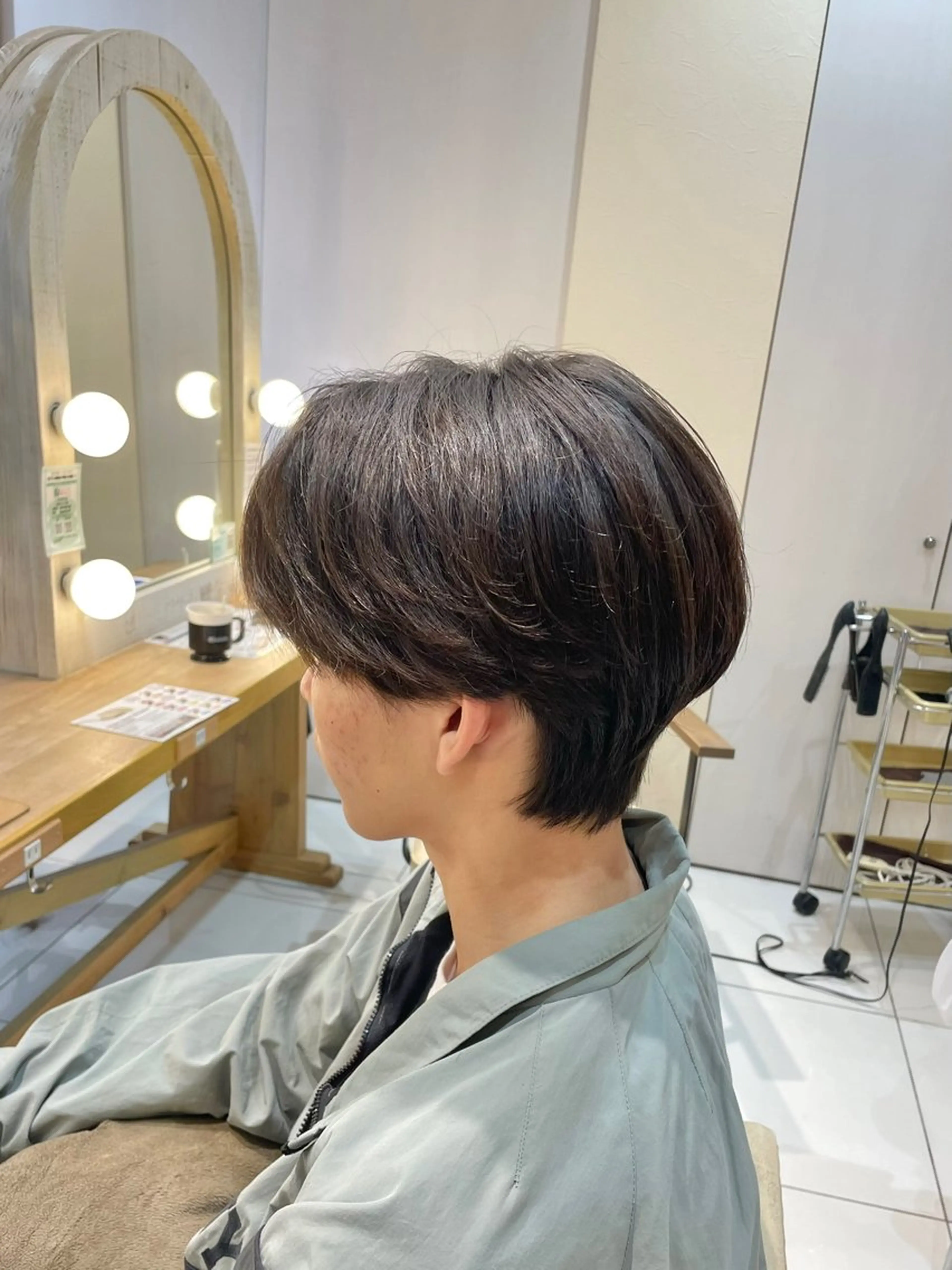 ミディアム パーマ メンズ カット 縮毛矯正 本厚木｜縮毛矯正/ 髪質改善/専門サロンのヘアスタイル