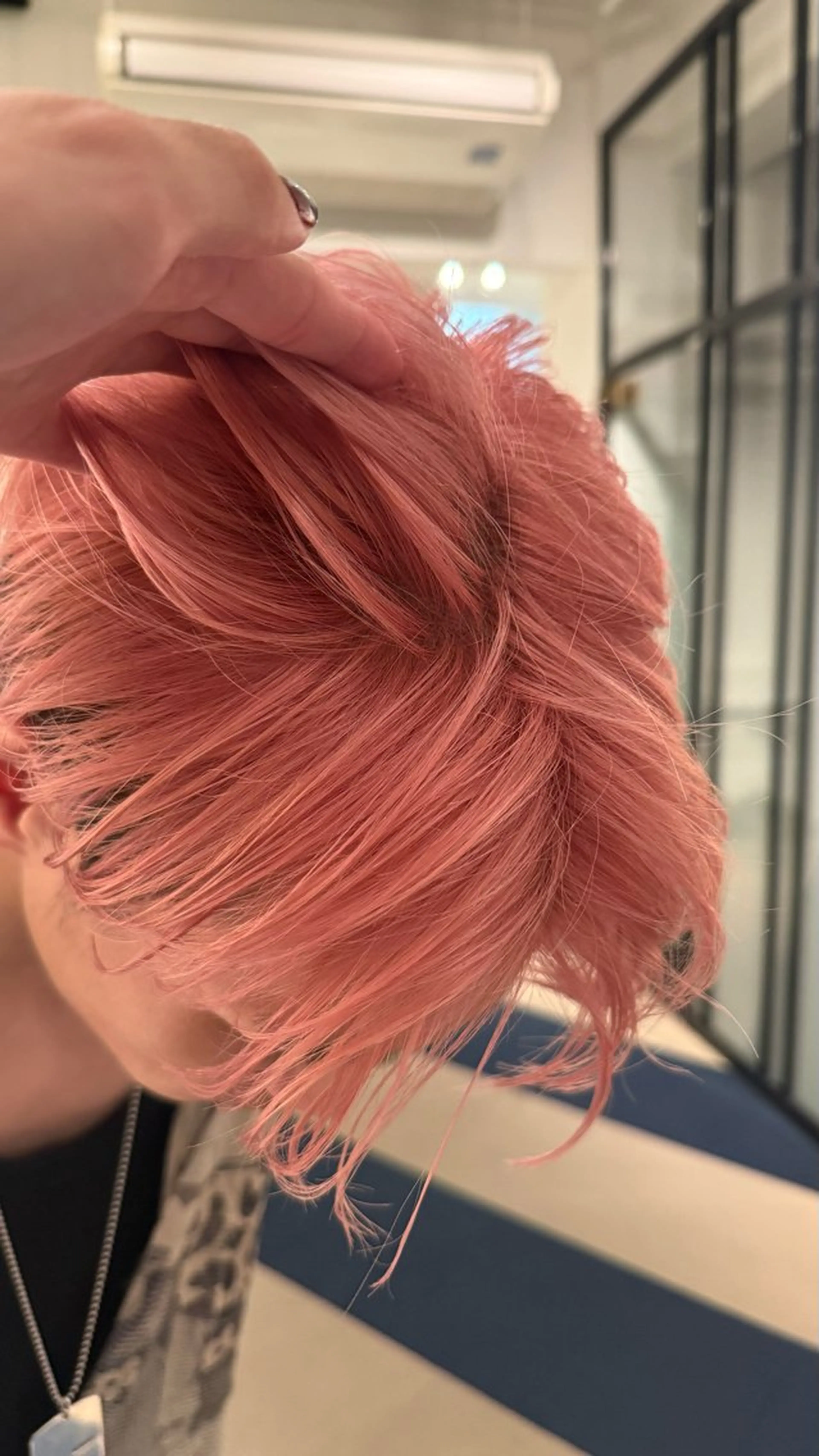 ブリーチカラー+ケラスターゼトリートメントの写真