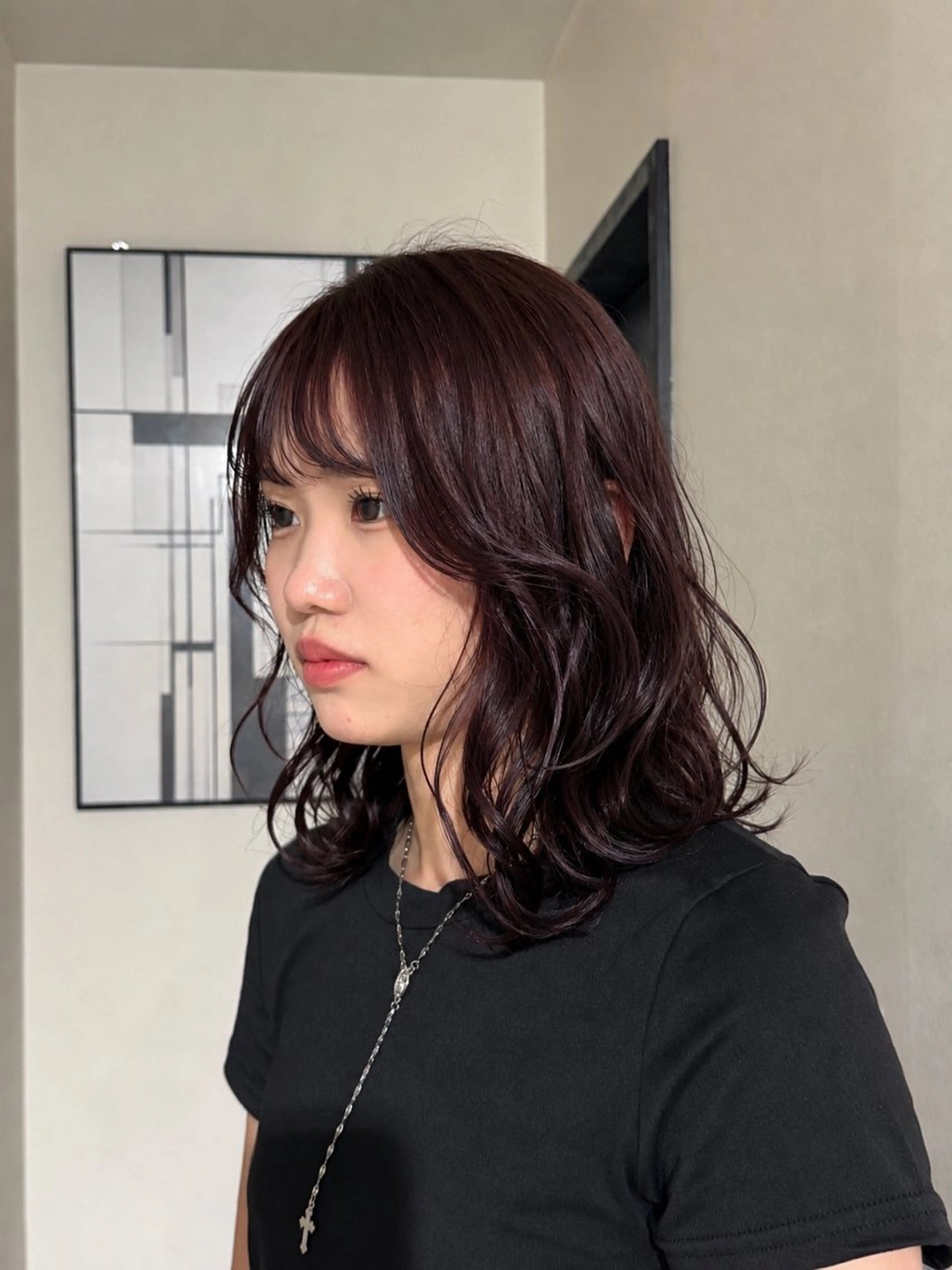 カラー カシス 木村 彩葉のヘアスタイル