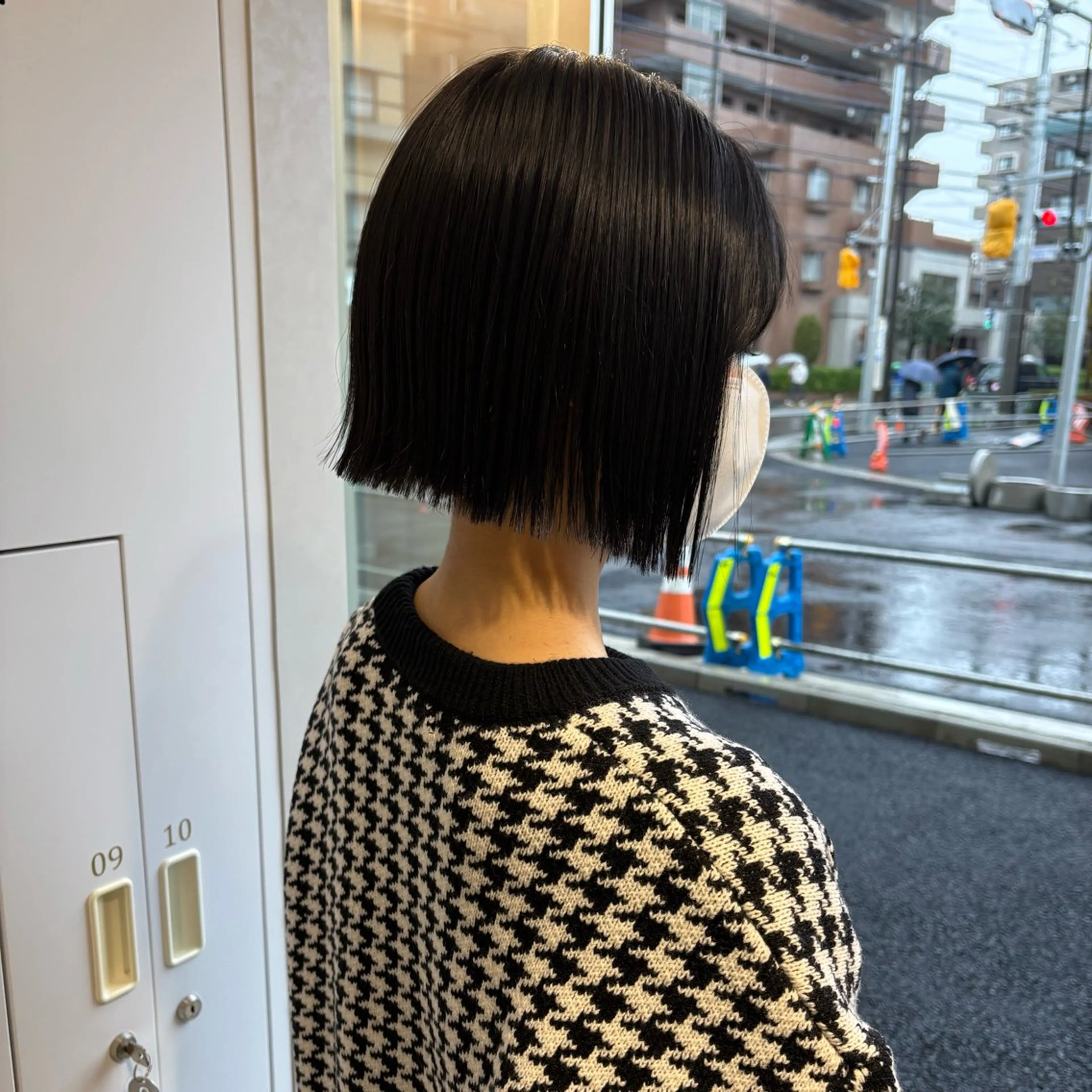 ショート 切りっぱなしボブ ボブ カット ヘアカラー 渡辺 健太郎のヘアスタイル