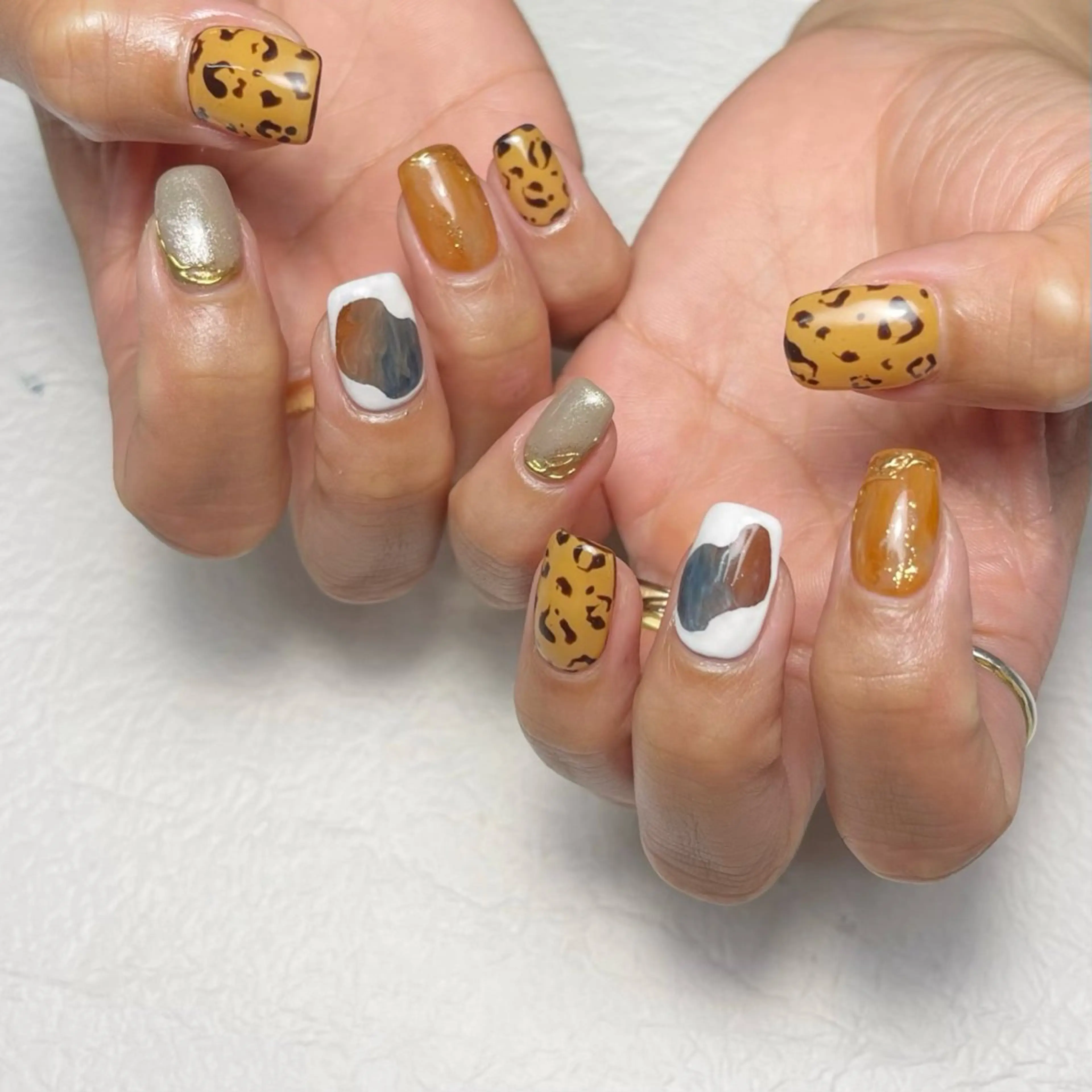 ネイル アートネイル フットネイル ジェルネイル キラキラネイル 韓国ネイル ハンドネイル Y nail なんば堀江店のネイルデザイン