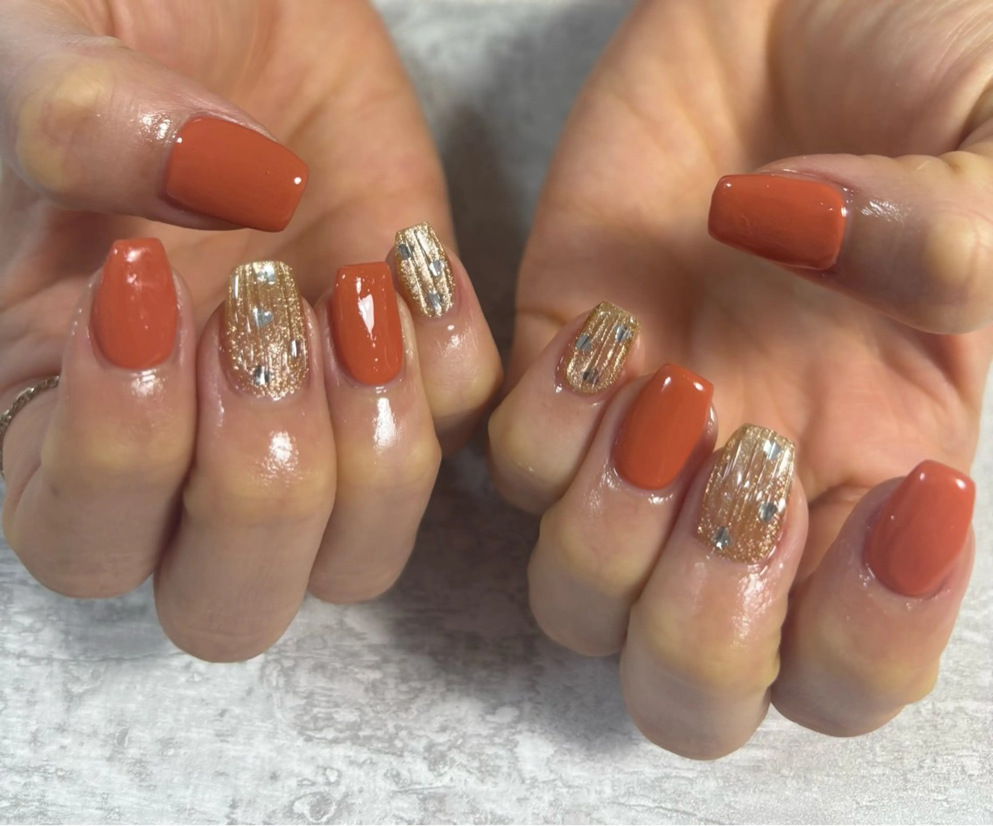 ネイル オーロラネイル フットネイル フレンチネイル ジェルネイル ハート ハンドネイル kiki nail たまプラーザのネイルデザイン