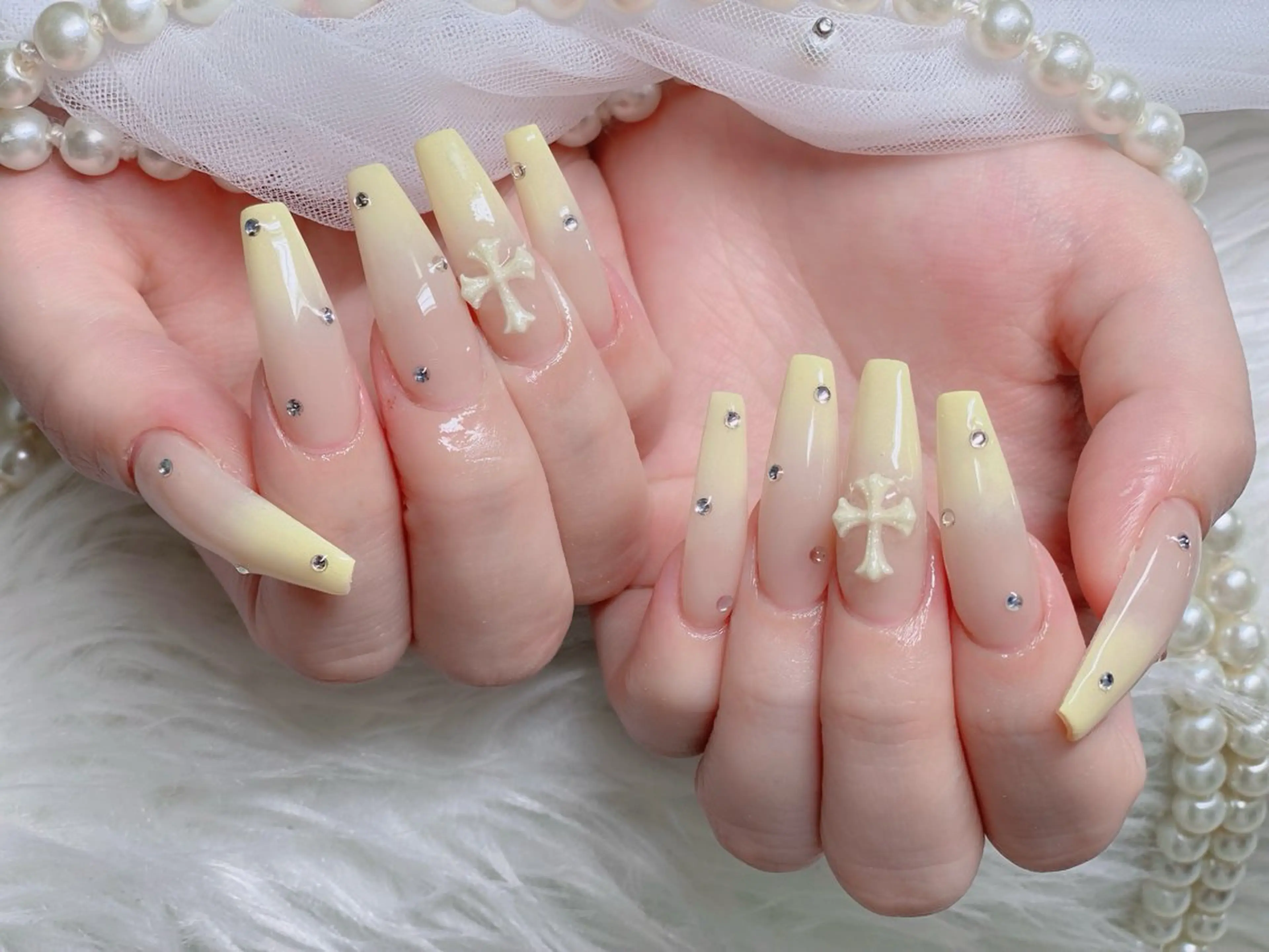 ネイル アートネイル ジェルネイル 氷ネイル・うるうるネイル キラキラネイル 韓国ネイル ハンドネイル H.baby Nail Salonのネイルデザイン