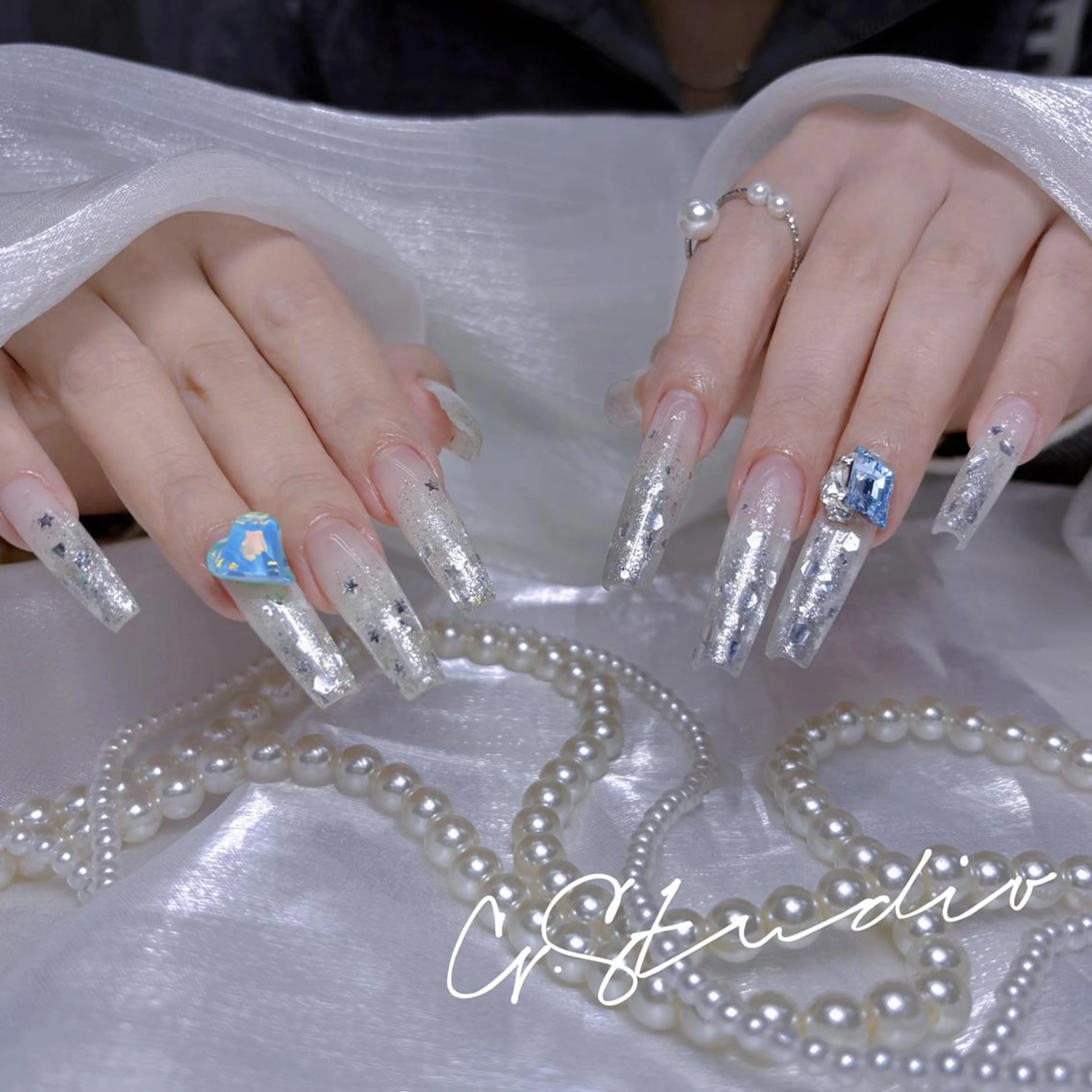 ネイル ハンドネイル ハンドケア G. 長さ出し専門店のネイルデザイン