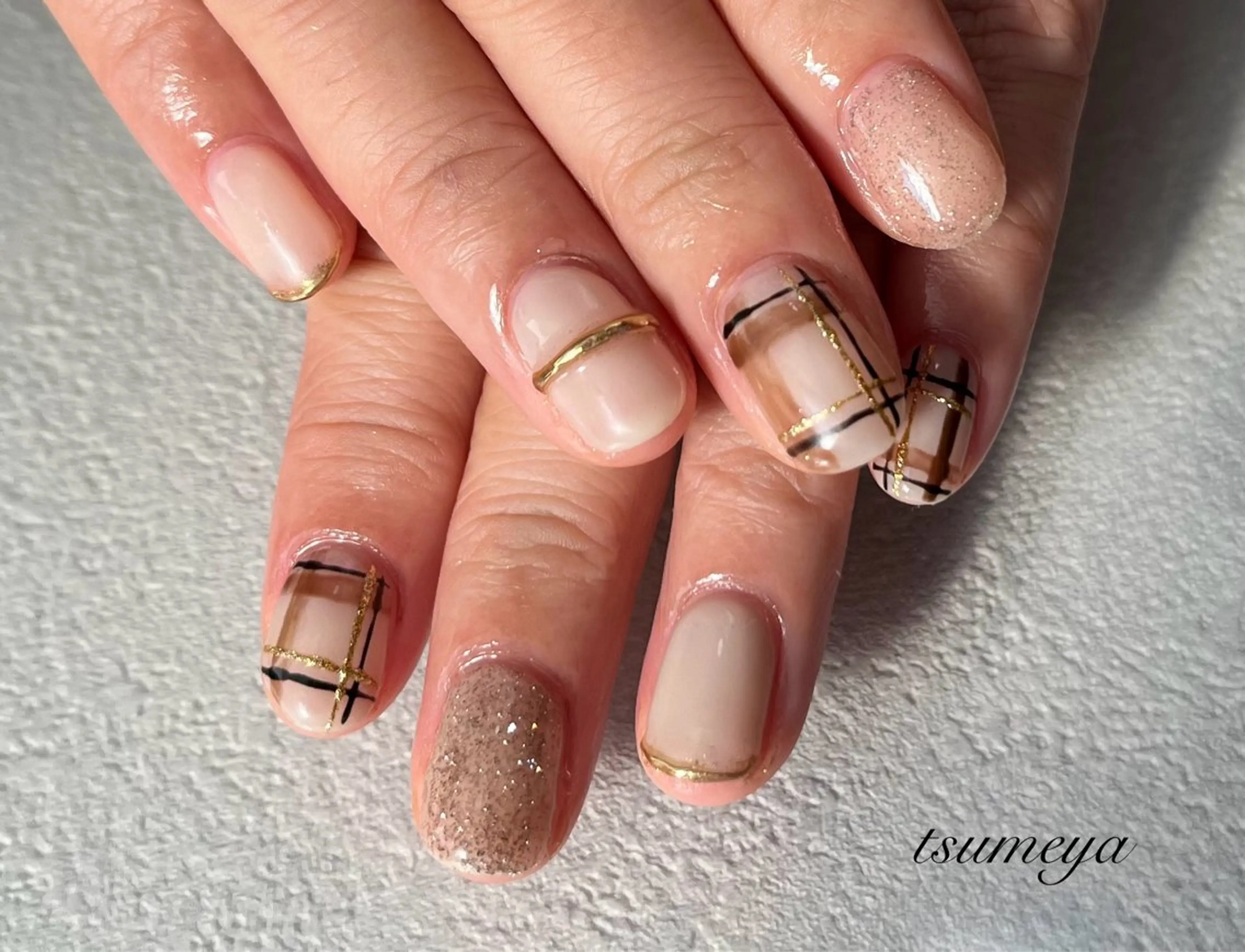 ネイル tsumeya ゆるかわ手描きネイルのネイルデザイン