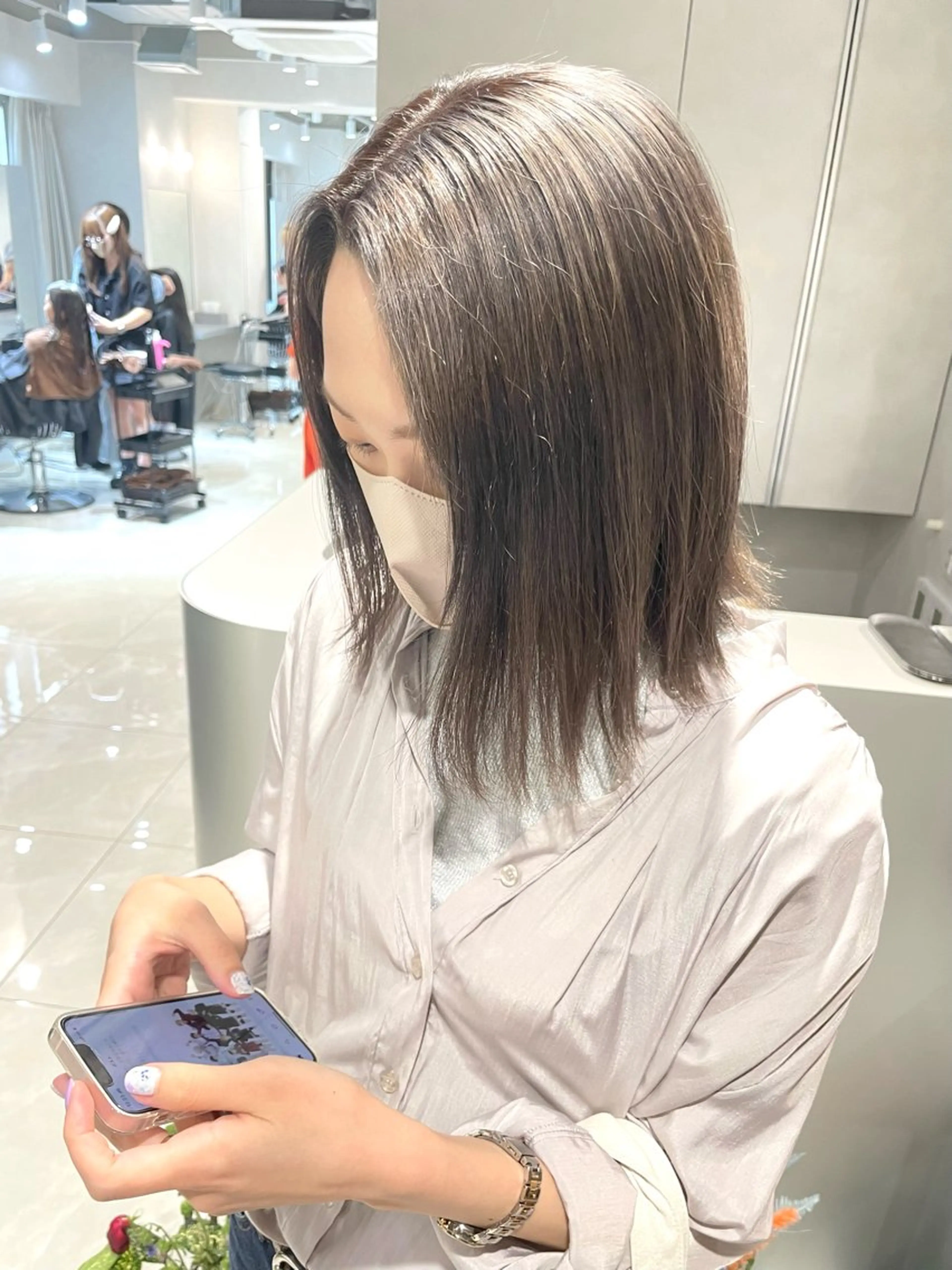 ミディアム カラー 韓国風ハッシュカット 似合わせレイヤー池袋のヘアスタイル