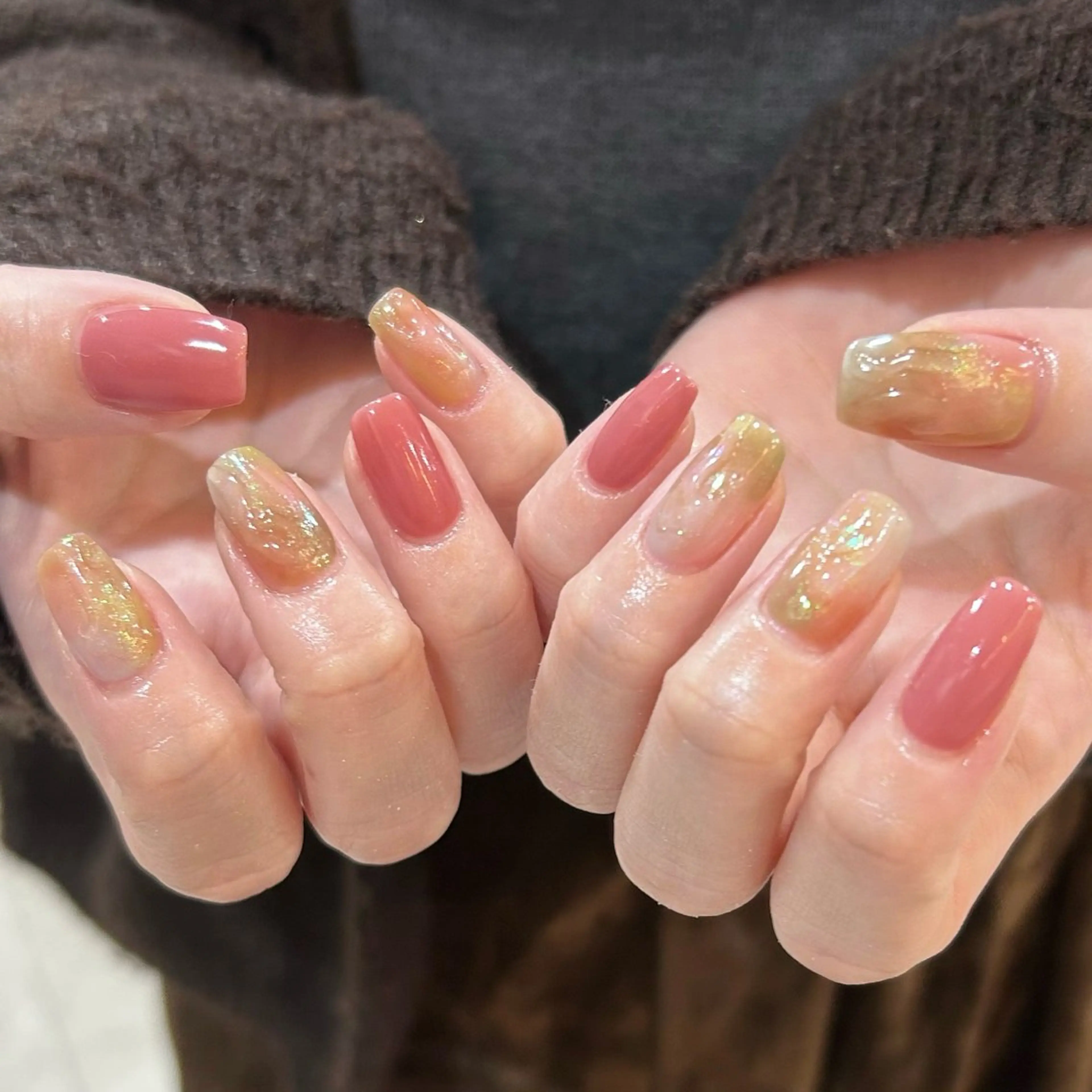 ネイル オーロラネイル ジェルネイル ミラーネイル ニュアンスネイル ワンカラーネイル ハンドネイル shio ♡ 13日空きありのネイルデザイン