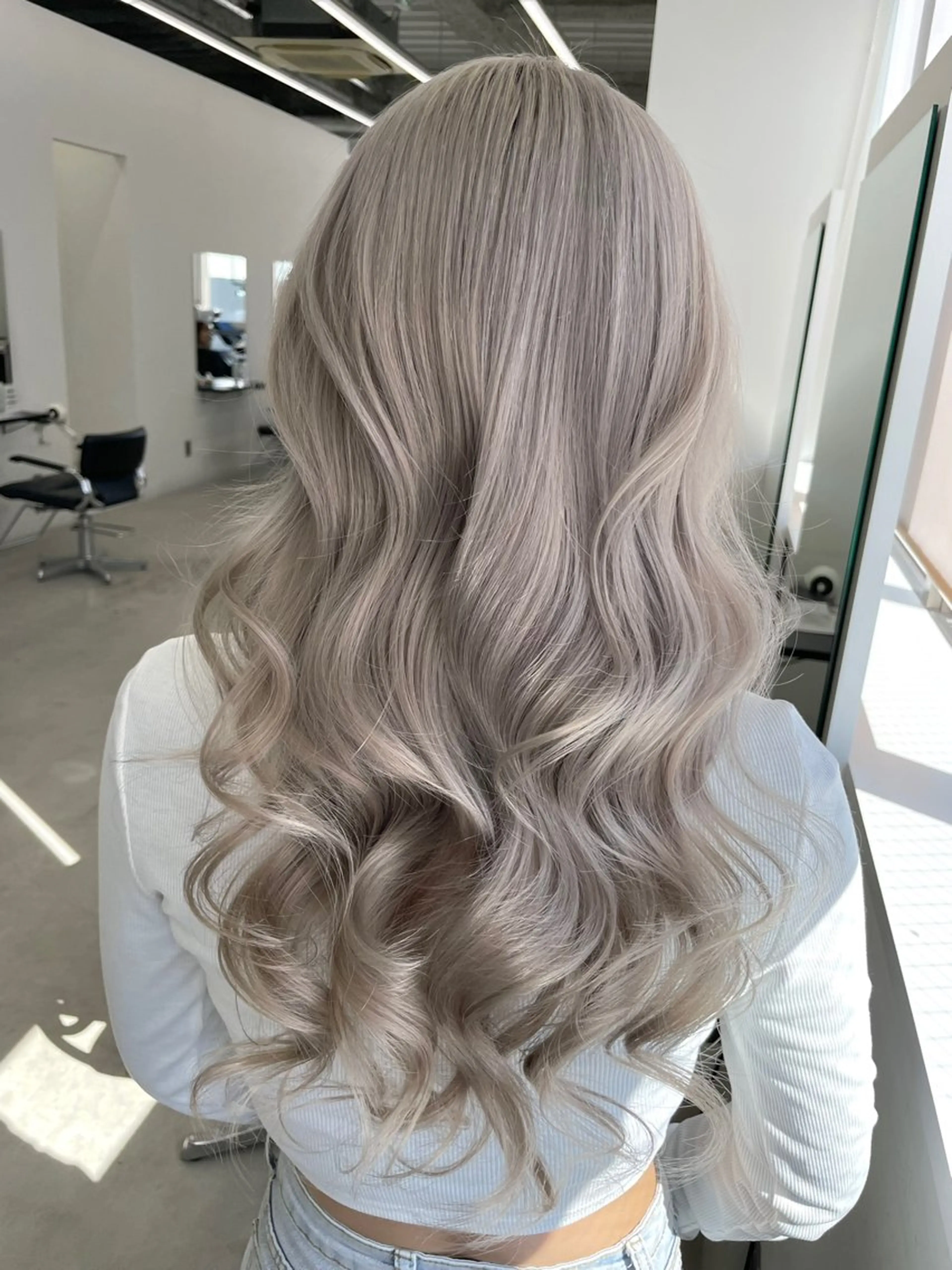 ロング カラー ブリーチ ケアブリーチ ハイトーンカラー トリートメント ヘアカラー ミウ/デザインカラー /ハイトーン/栄のヘアスタイル