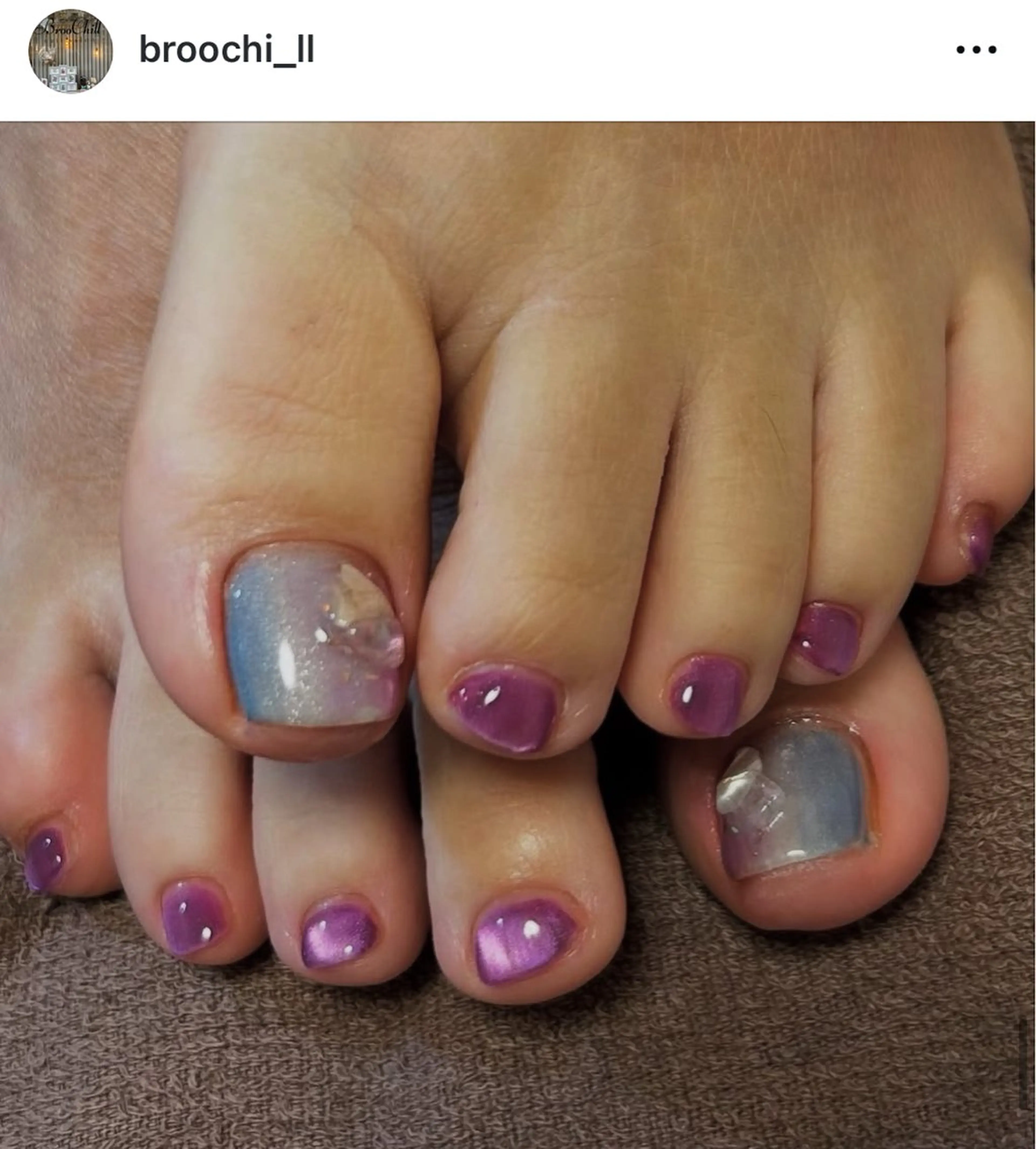 ネイル フットネイル nail salon BrooChillのネイルデザイン