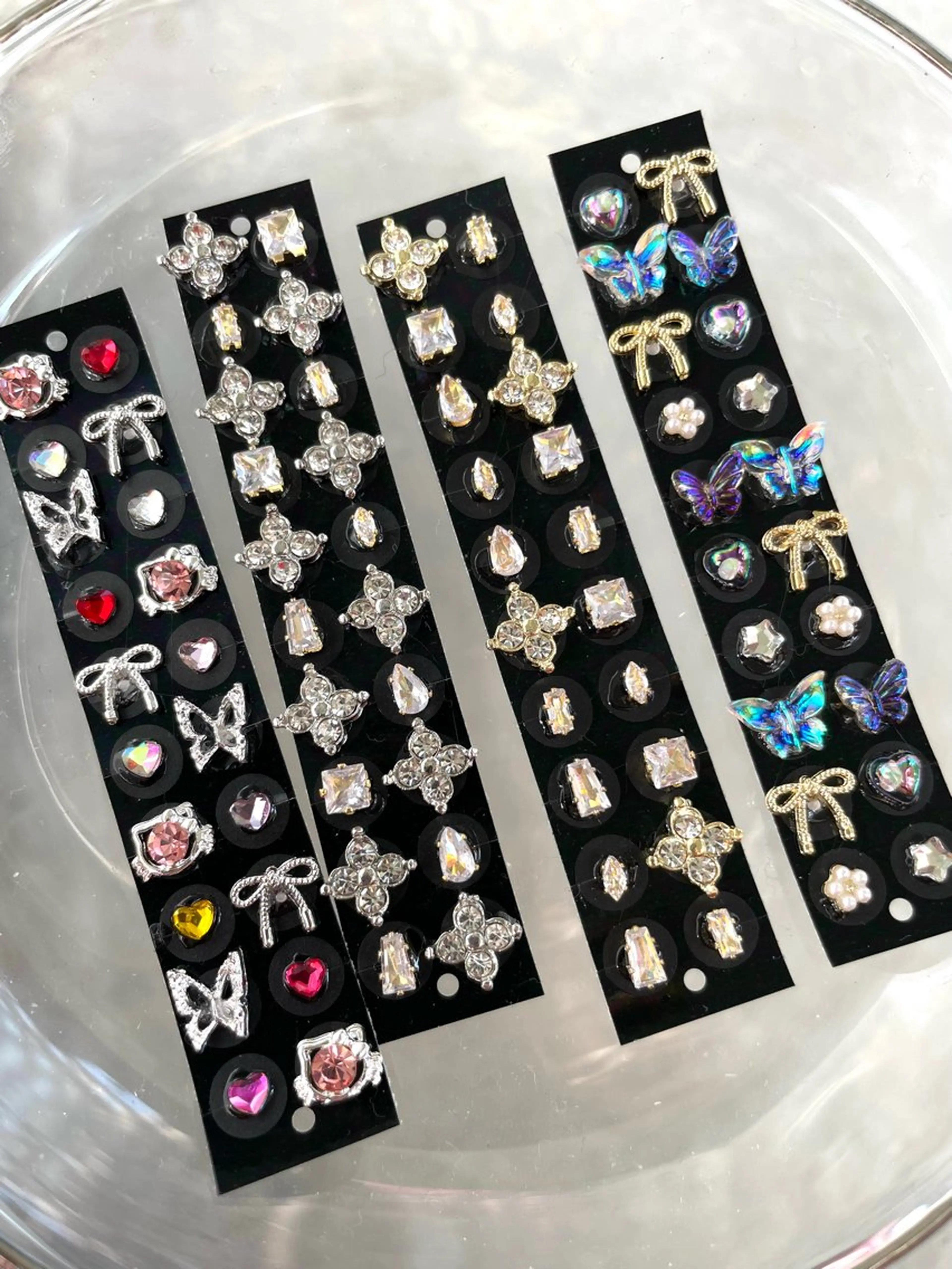 耳ツボjewelry 12粒までの写真