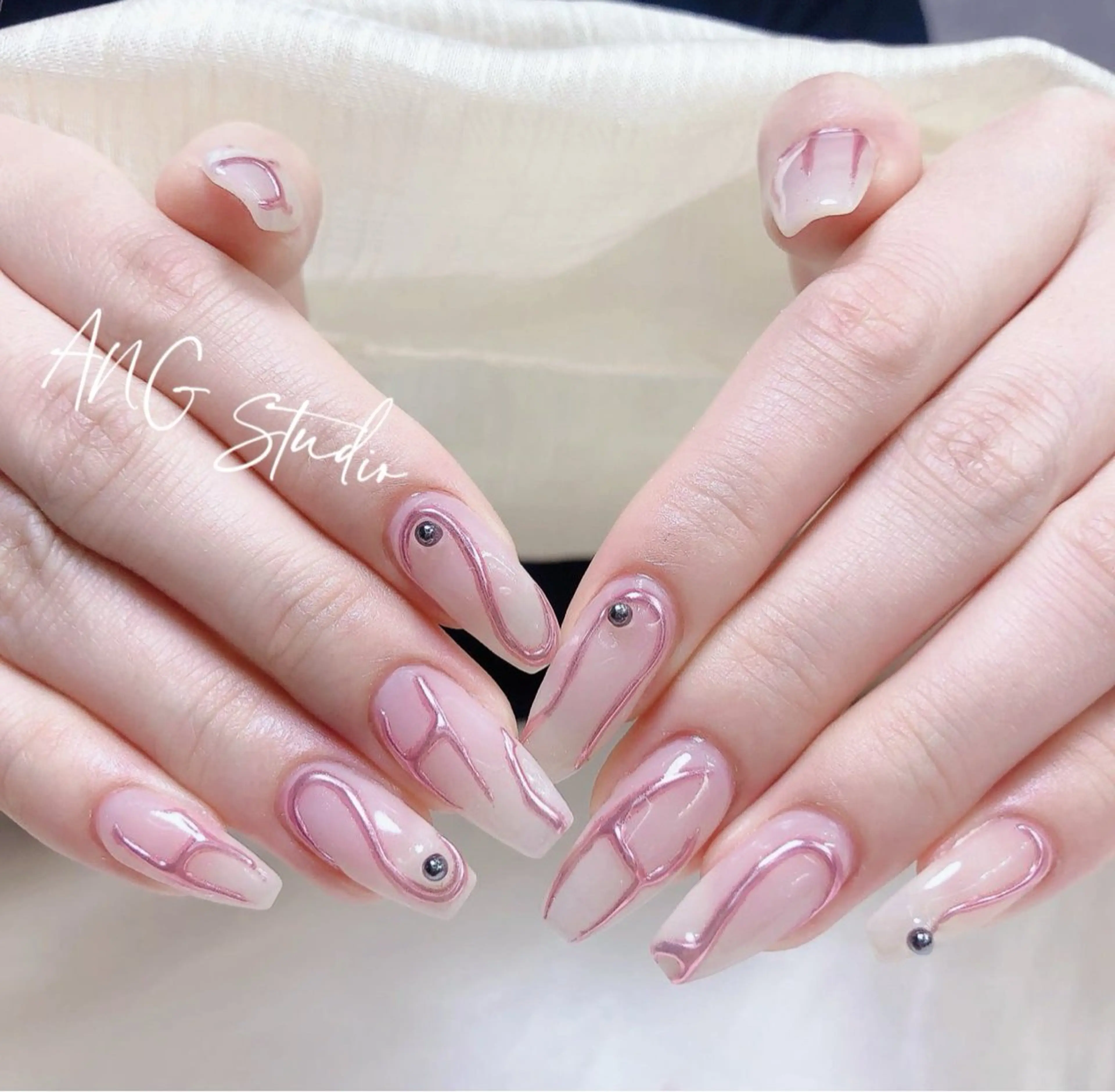 ネイル ハンドネイル ハンドケア ANG Studioのネイルデザイン