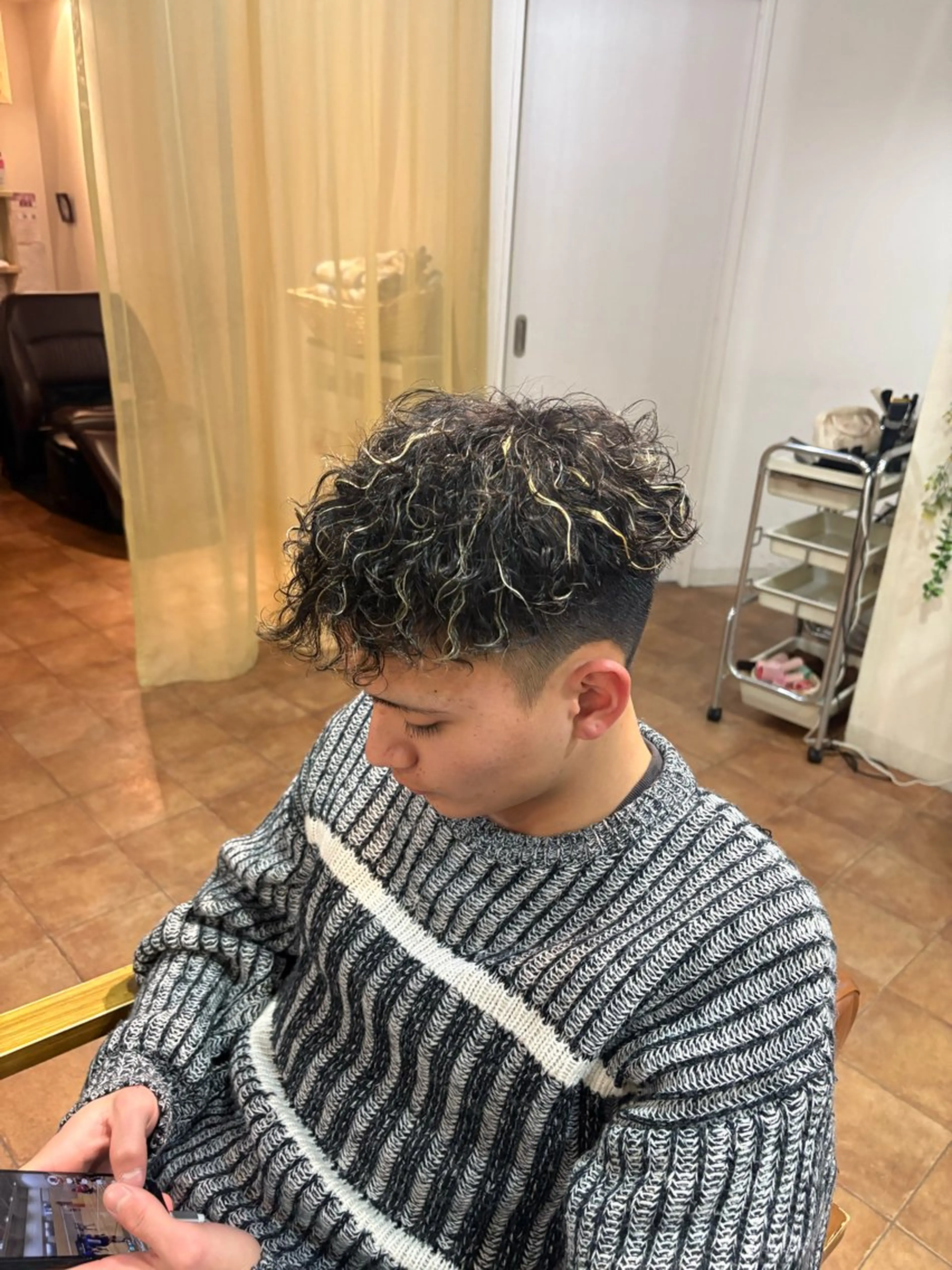 初回限定 カット+パーマ+ハイライト（メッシュ）☆.*˚¥8,800~の写真