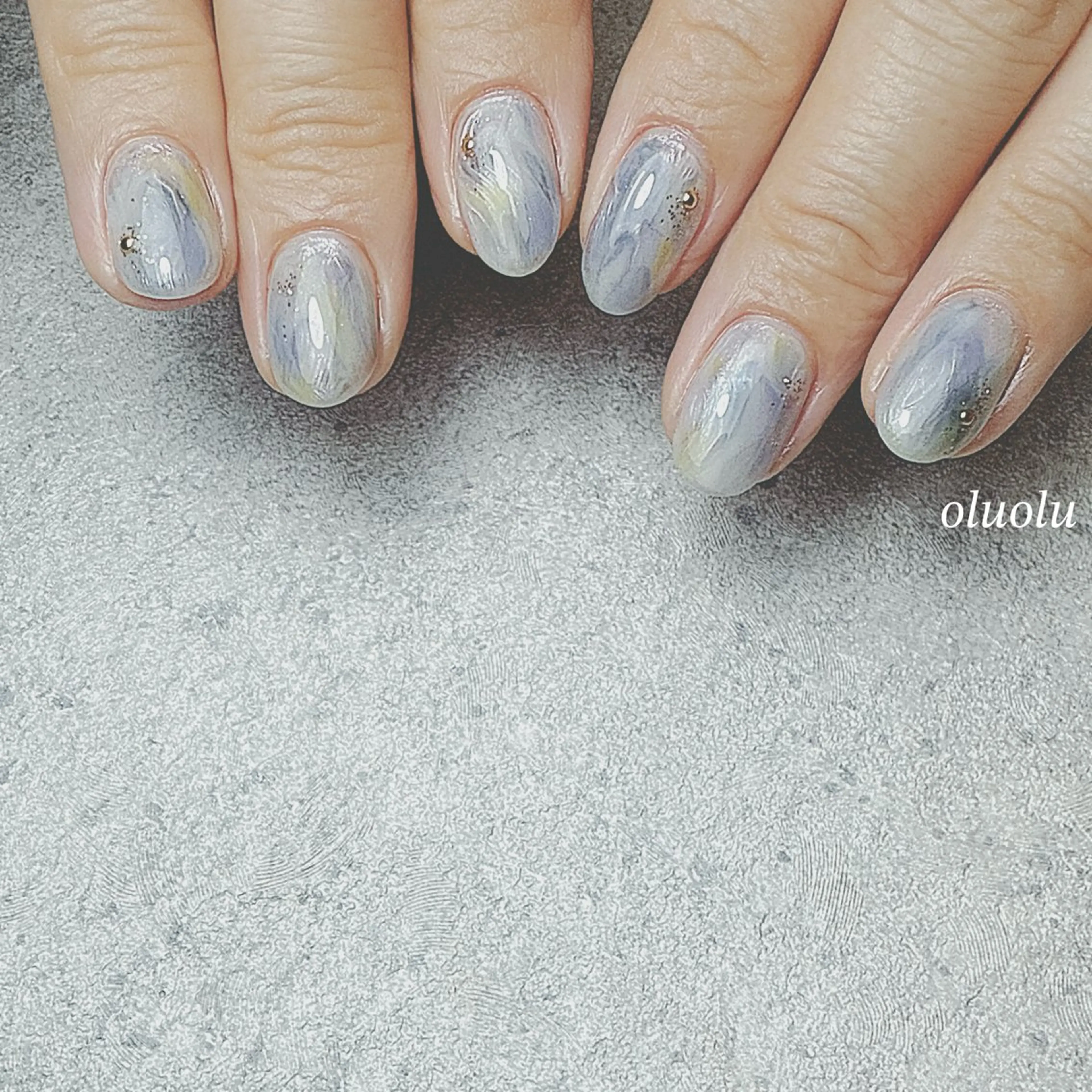 ネイル アートネイル オーロラネイル ブルー ニュアンスネイル ハンドネイル 大村 紬華のネイルデザイン
