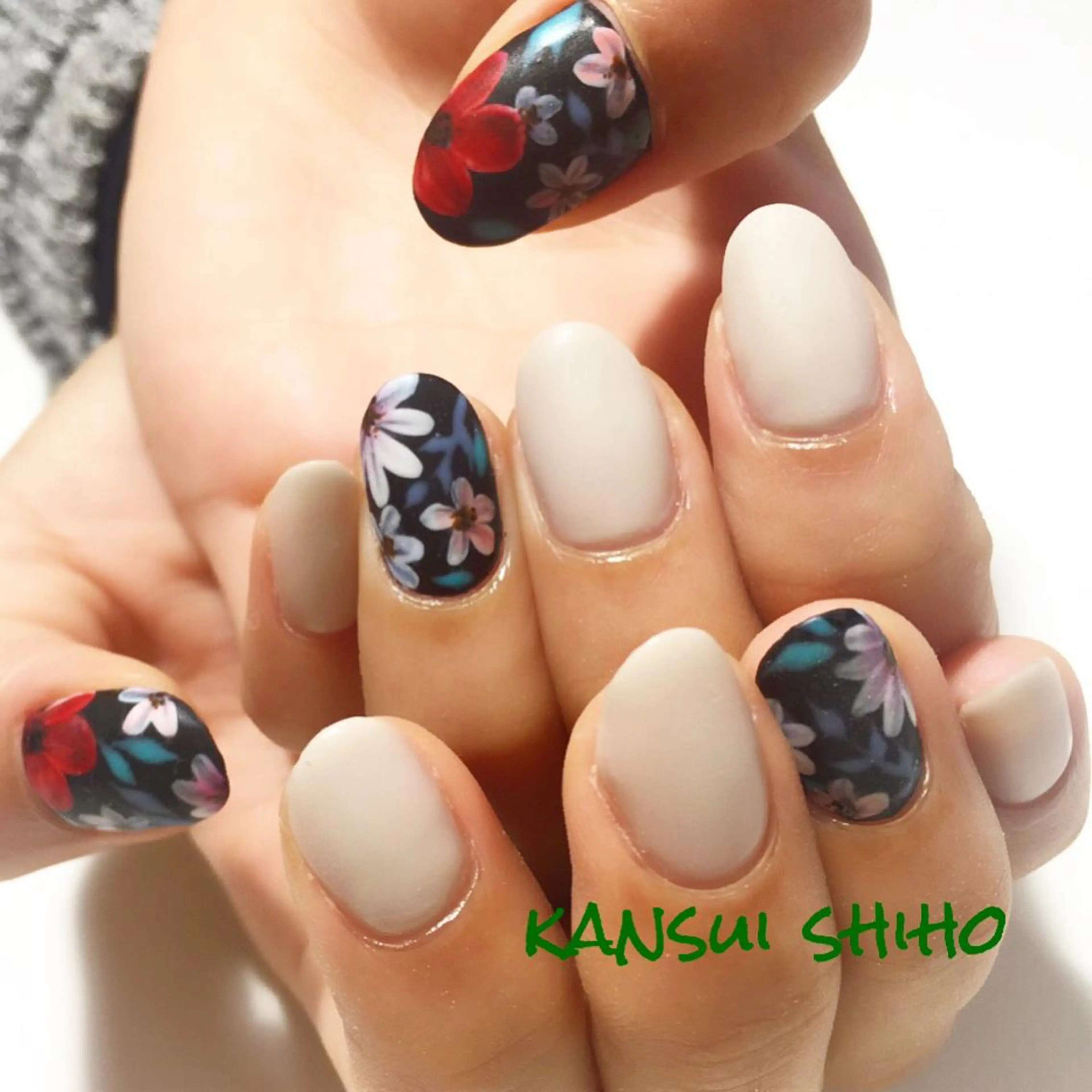 ネイル Elio 国泰寺のネイルデザイン