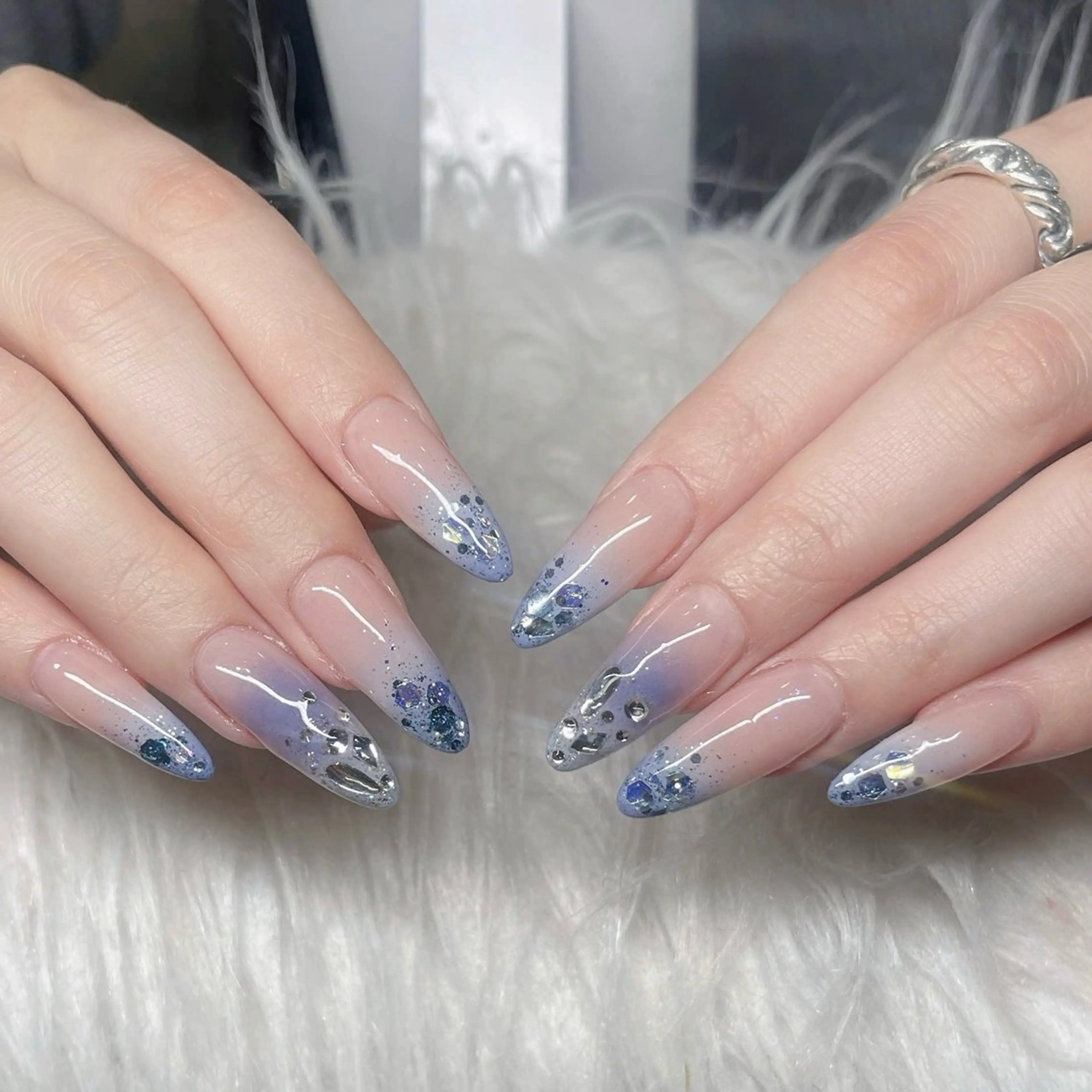 ネイル オーロラネイル グラデーション ハート ホログラムネイル キラキラネイル HA NIのネイルデザイン