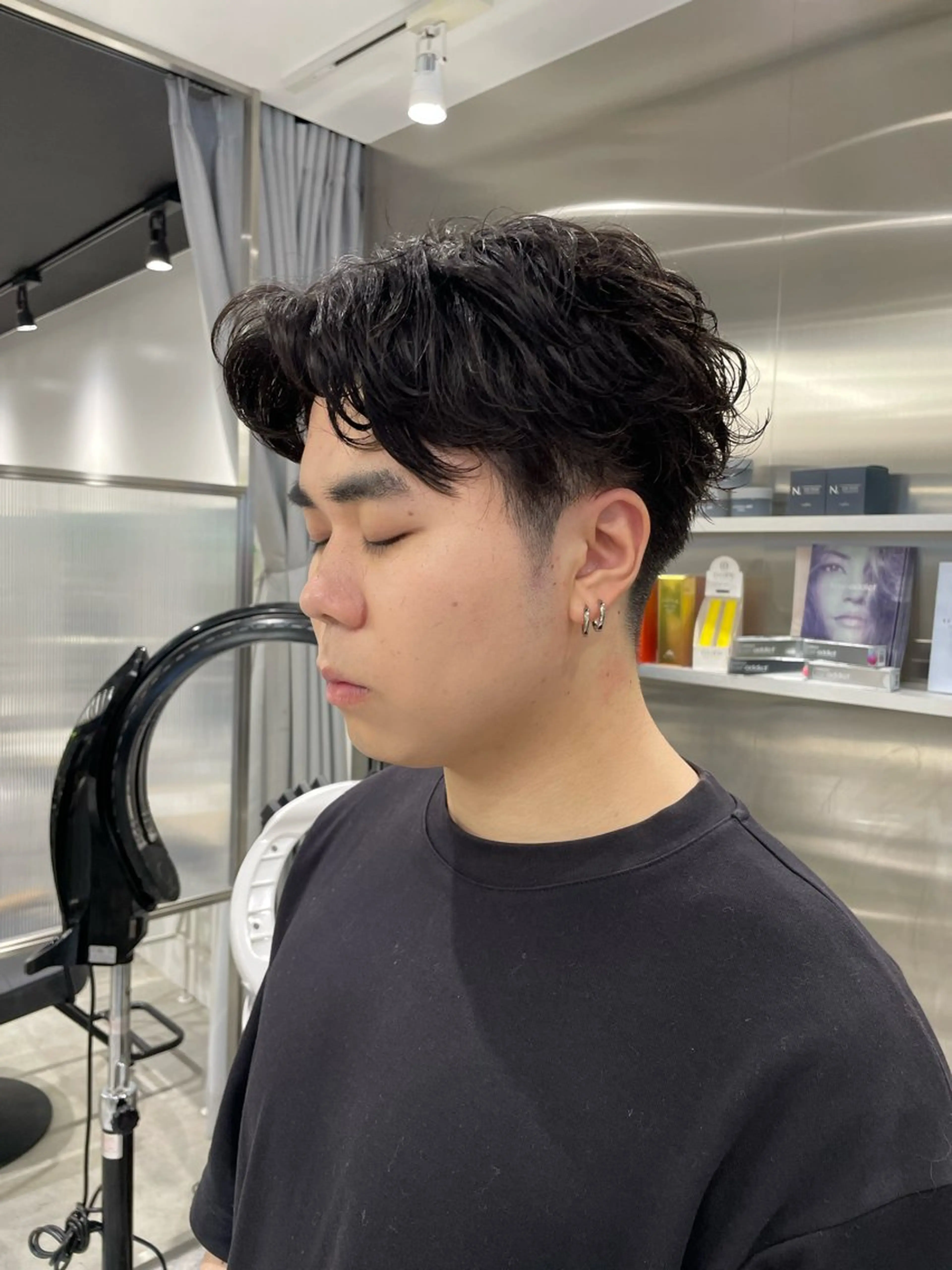 ショート パーマ メンズ メンズメッシュ メンズパーマ メンズツイストパーマ 波巻きパーマ スパイラルパーマ カット パーマ フェザーショート⚡️ REONのヘアスタイル