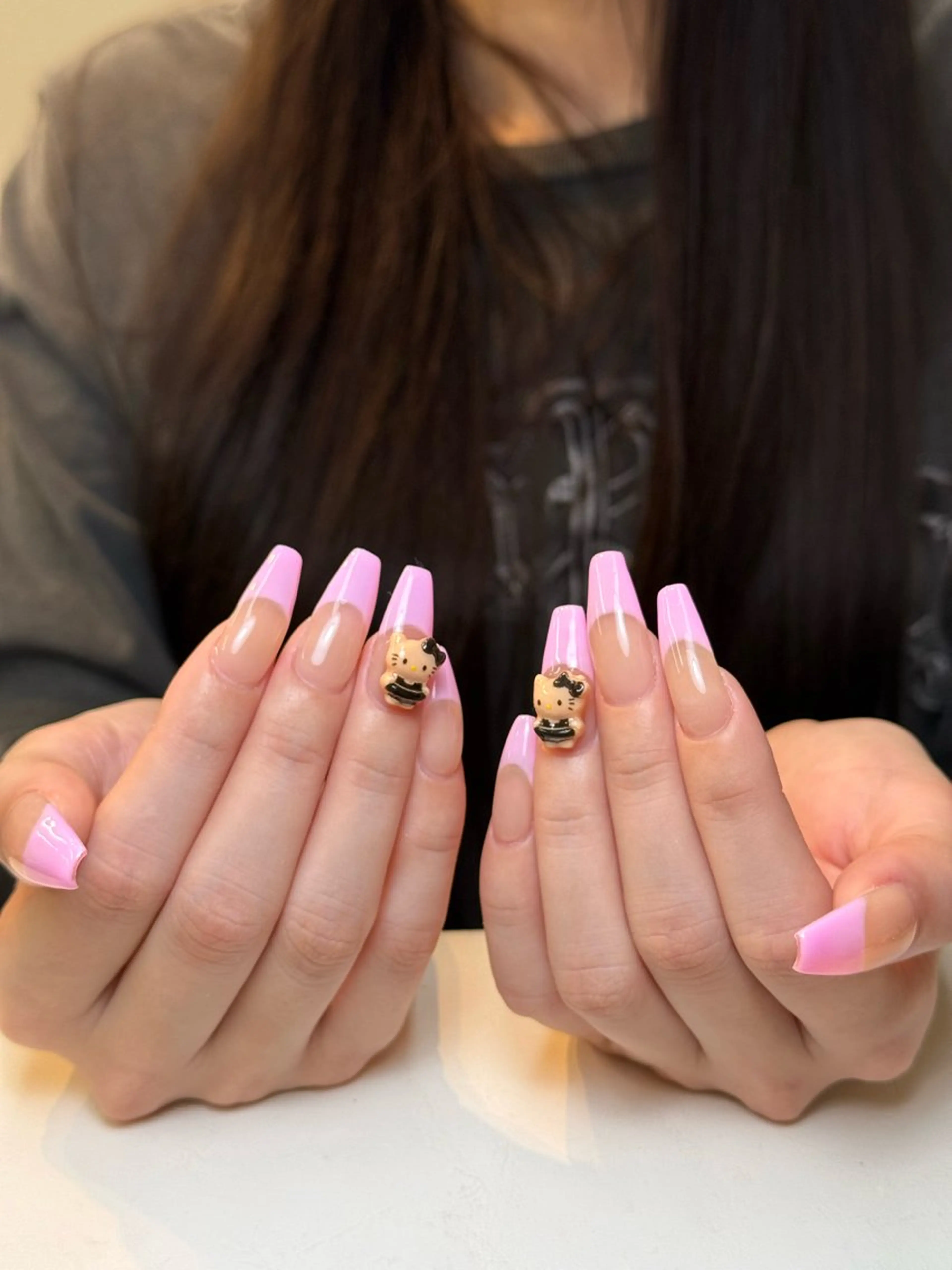 ネイル 韓国ネイル ニュアンスネイル シンプルネイル 春ネイル ワンホンネイル Nihonthy Nail 新宿所属・Nihonthy Nail 新宿のネイルデザイン