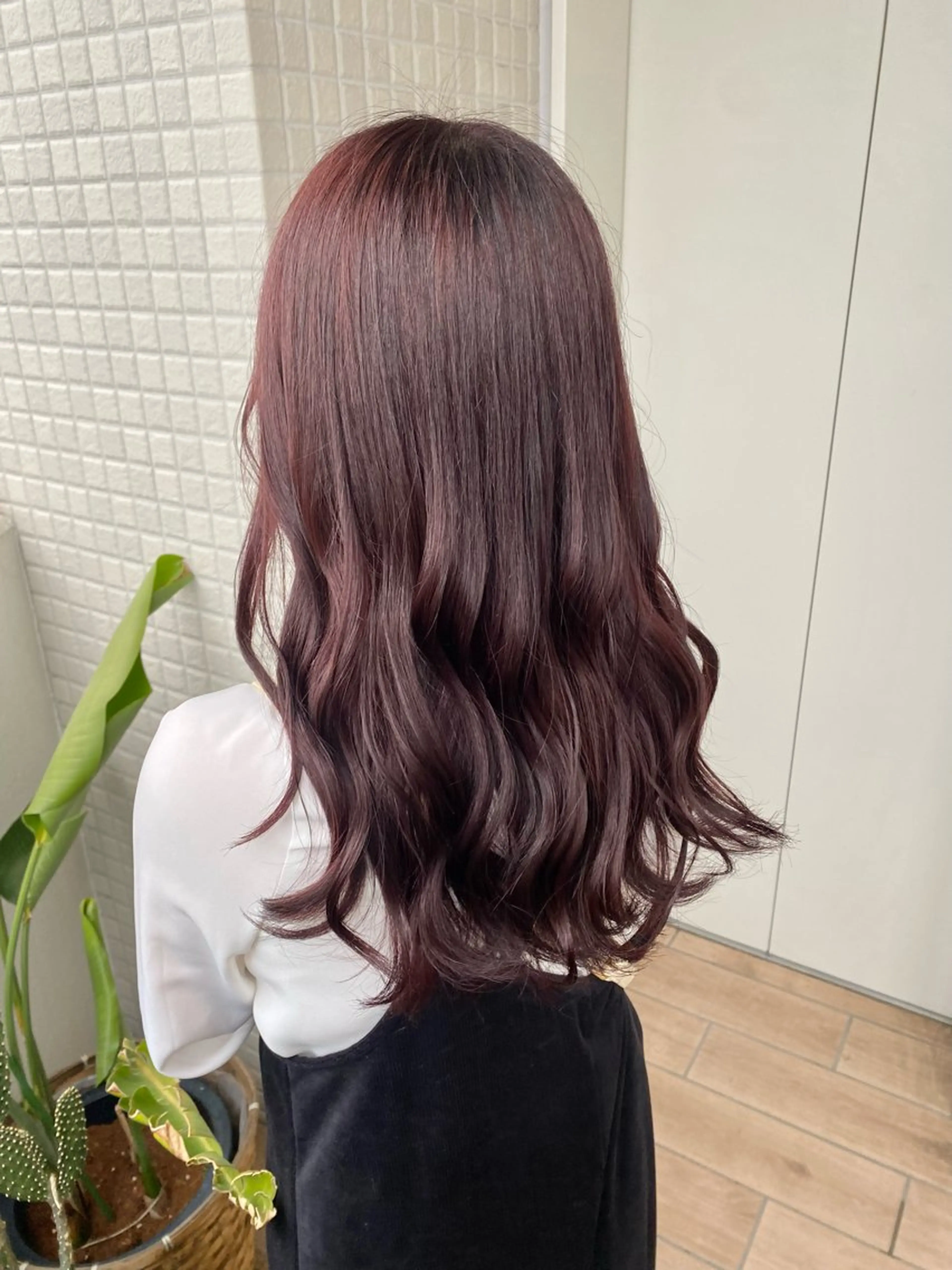 ロング カラー ブリーチ 透明感カラー ブリーチなしカラー ピンクカラー 透けるベージュ/ 艶カラー♡のヘアスタイル
