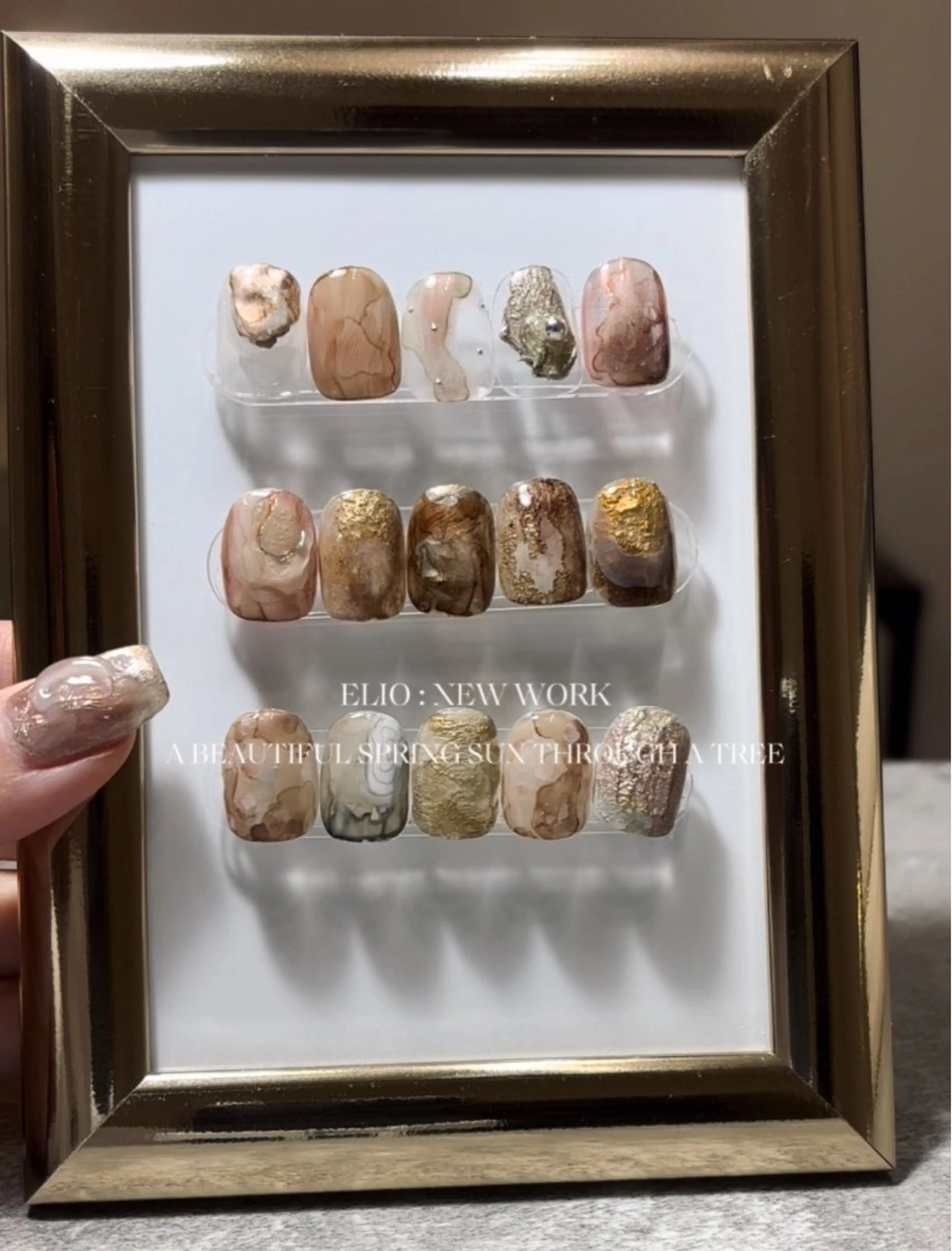 ネイル ブラウン その他(ネイル) Elio所属・Elio 国泰寺のネイルデザイン