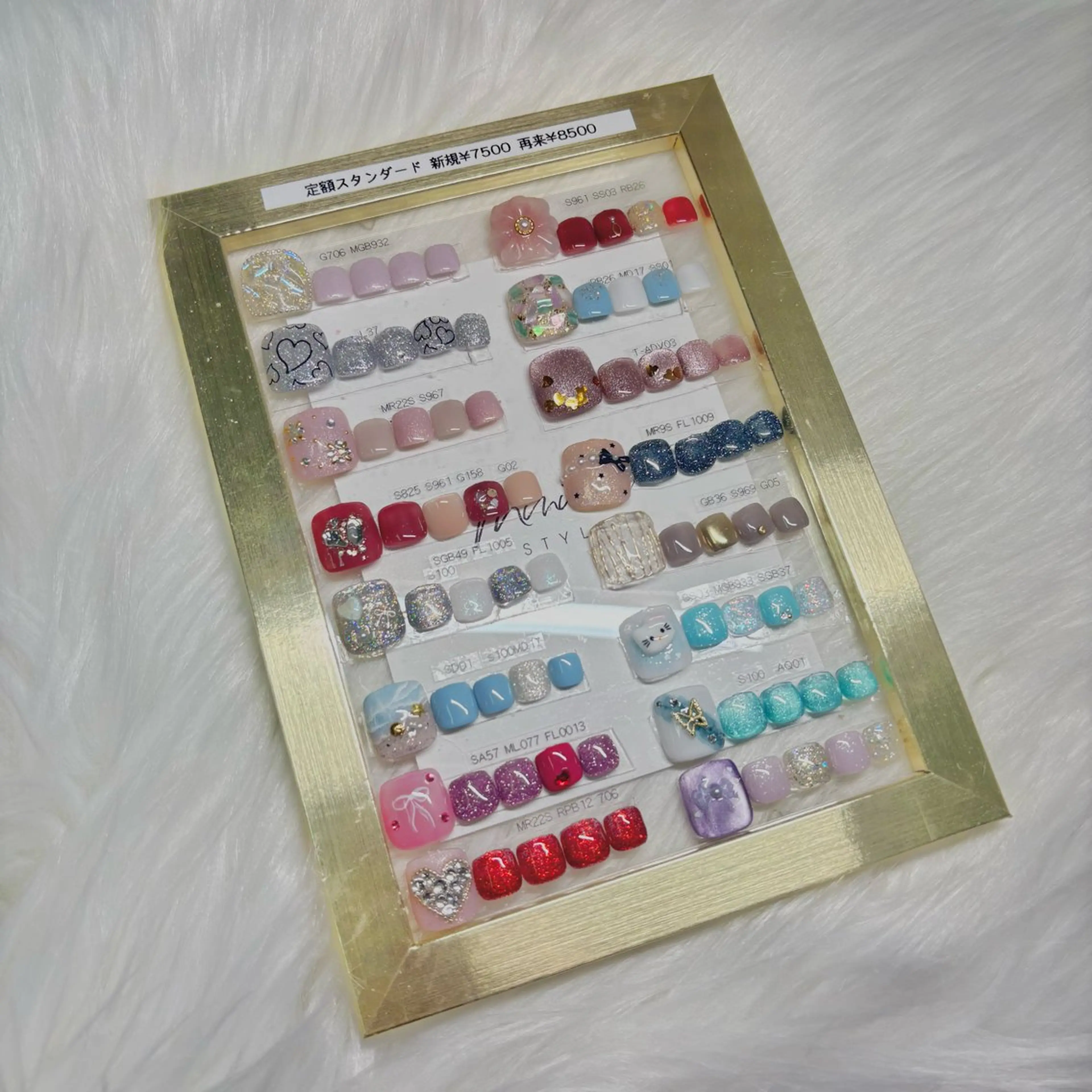 ネイル フットネイル Emieux Nanamiのネイルデザイン