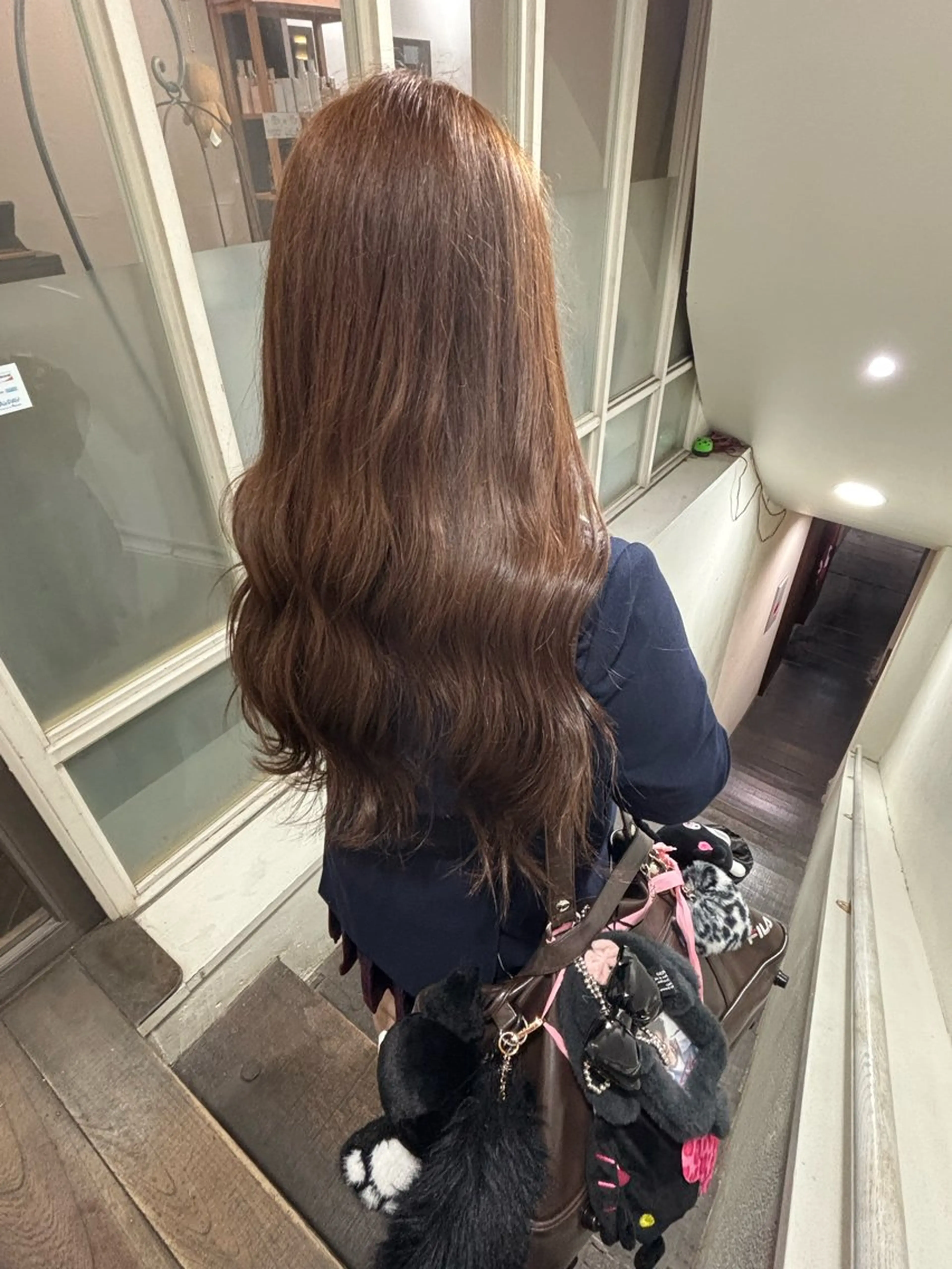 ロング カラー ベージュカラー ブリーチ ブリーチなしカラー NOA/トレンドヘア ブリーチなし艶カラーのヘアスタイル