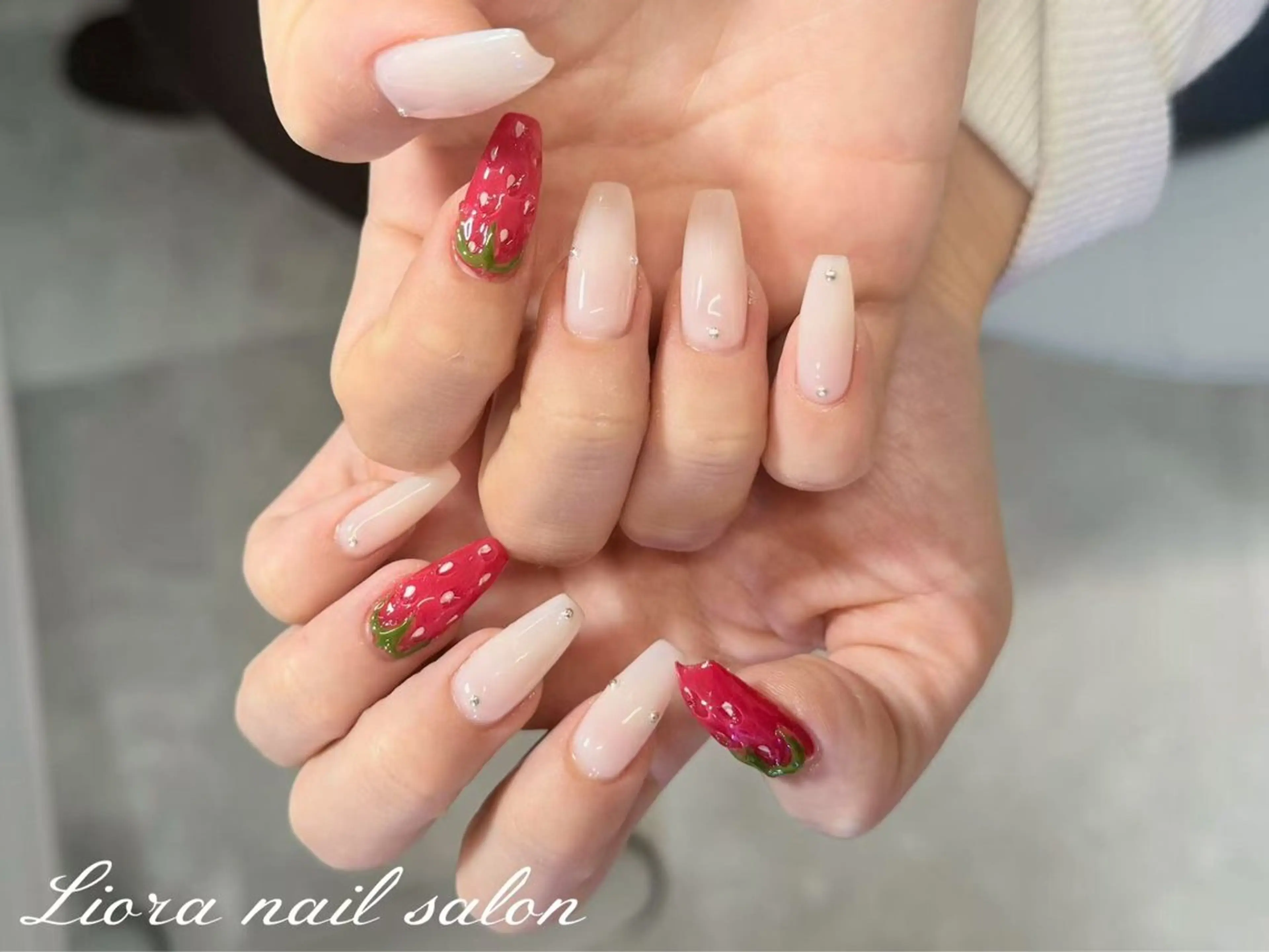 ネイル チークネイル フットネイル フレンチネイル ジェルネイル ガーリー ハンドネイル Liora nail スカルプ専門店のネイルデザイン