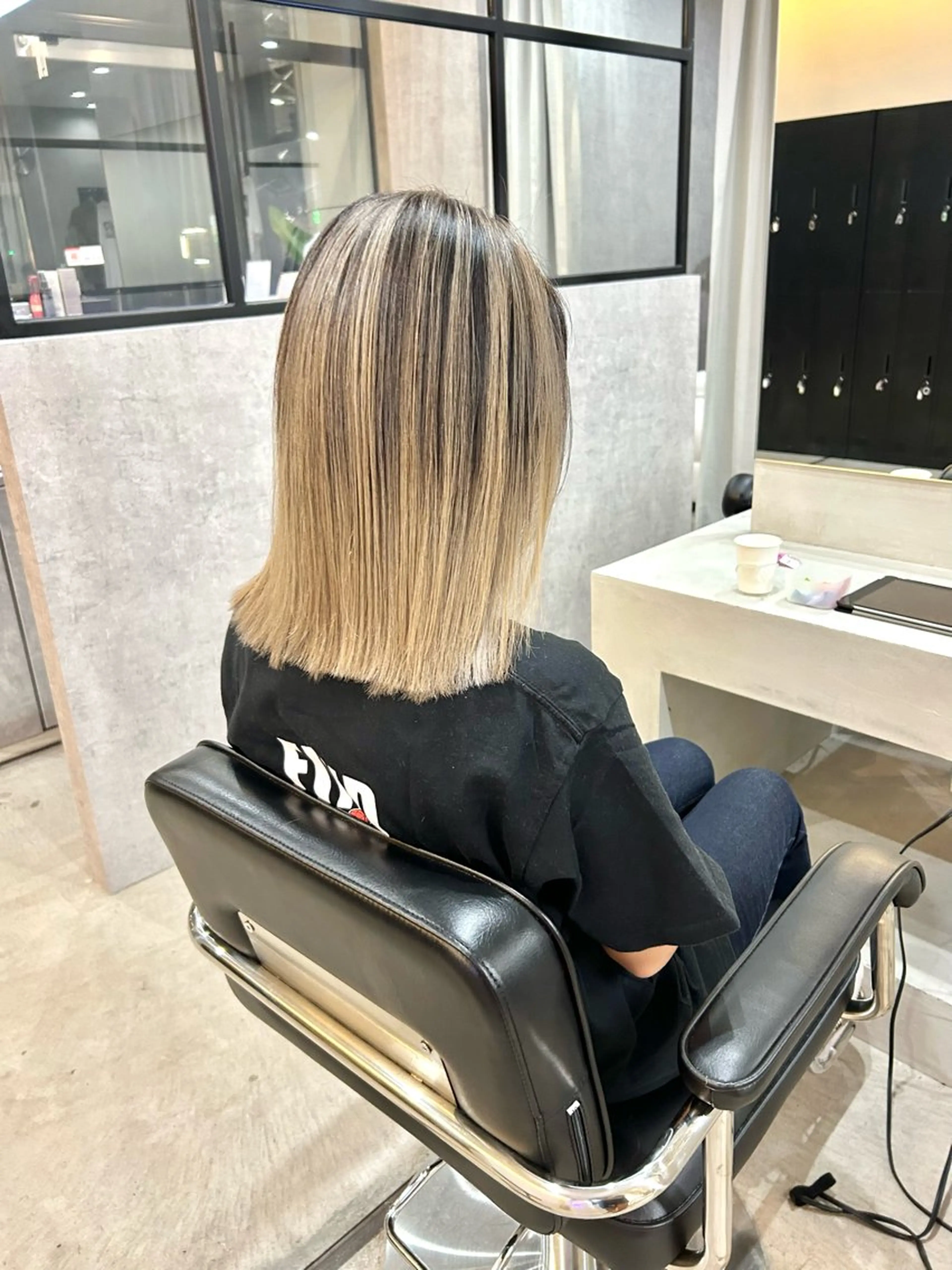 ミディアム カラー ヘアカラー 一ノ瀬 暁のヘアスタイル