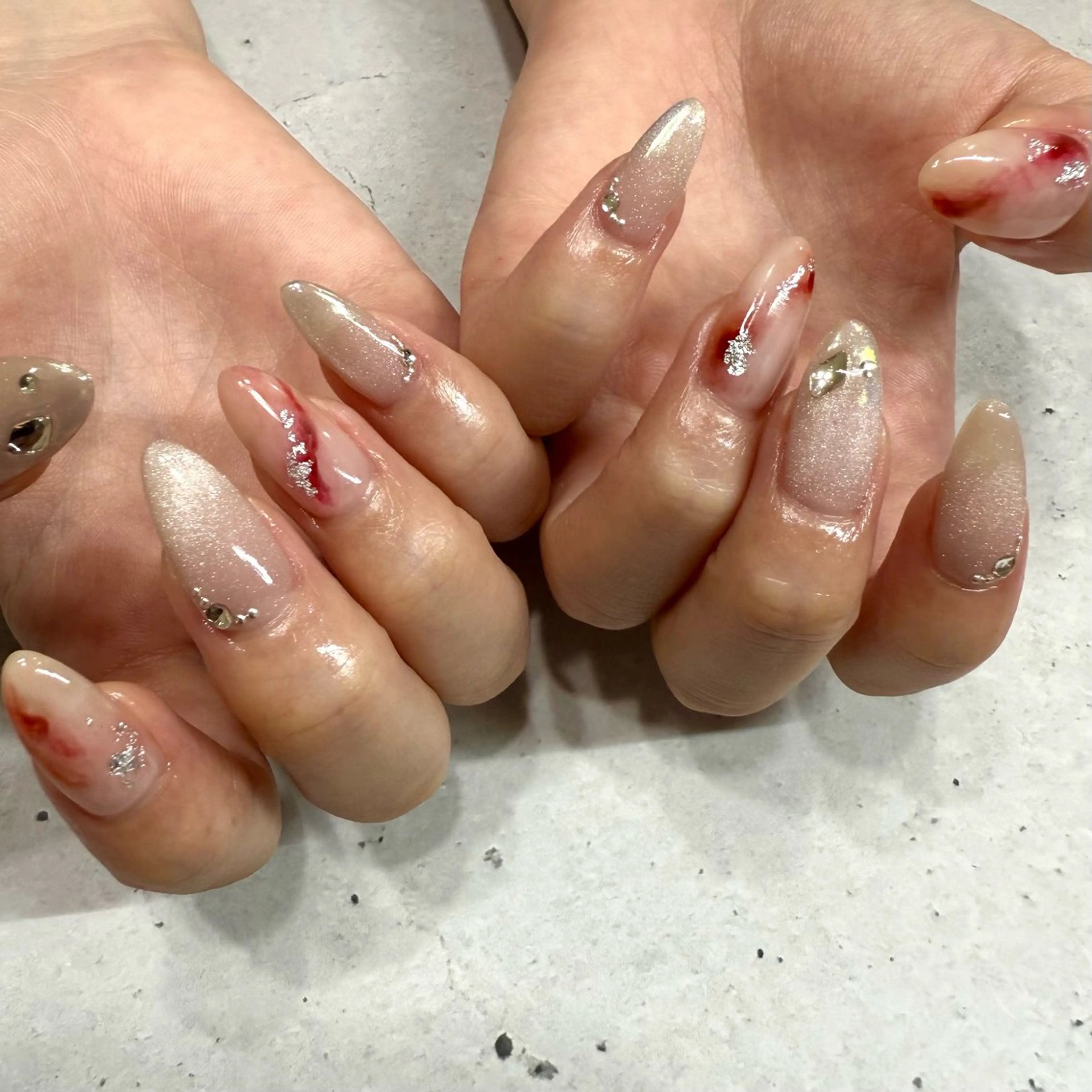 ネイル オーロラネイル チークネイル フラッシュネイル フレンチネイル グラデーション ハンドネイル ogino karinのネイルデザイン