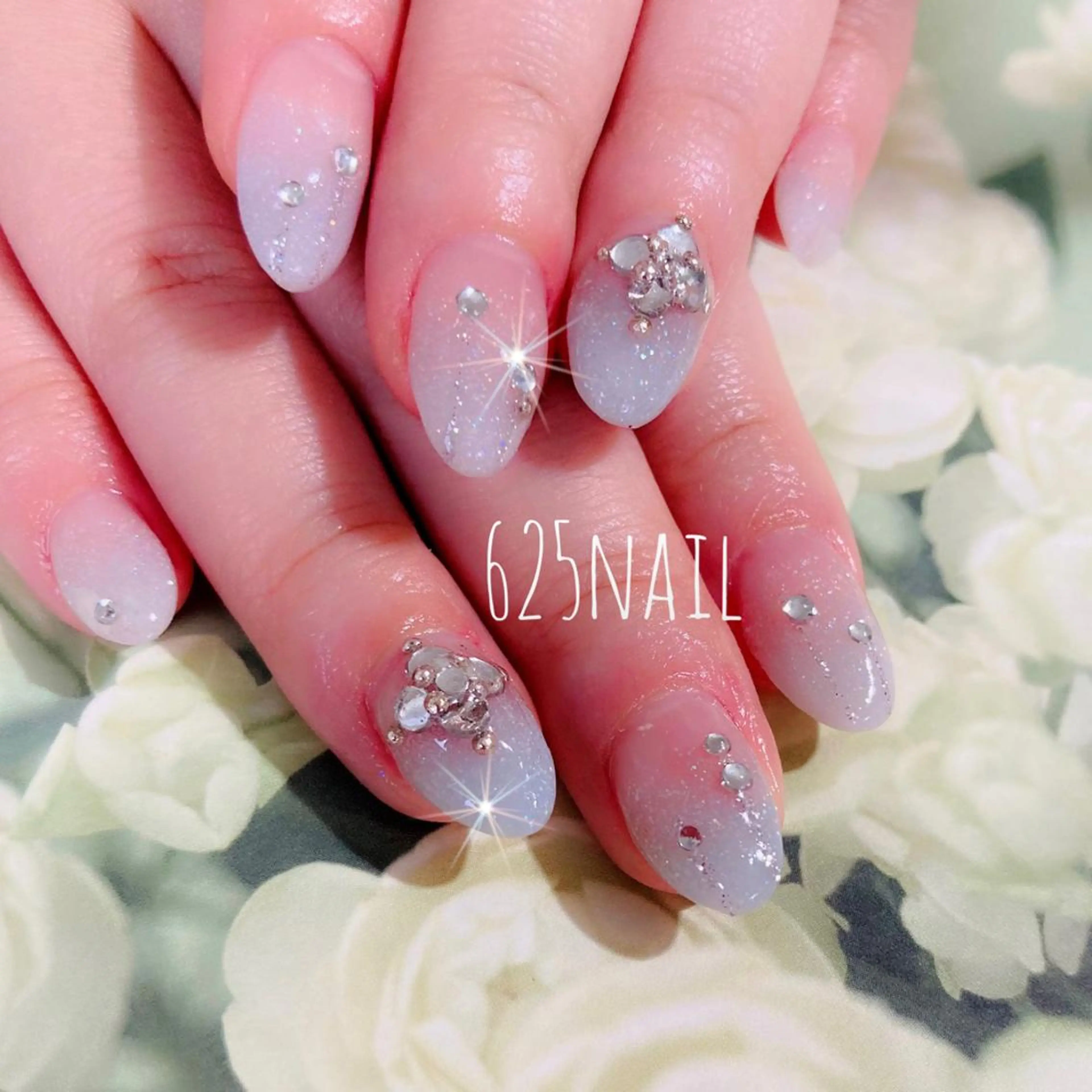 ミディアム ハンドネイル 625nail 無料P有/春日白水のネイルデザイン