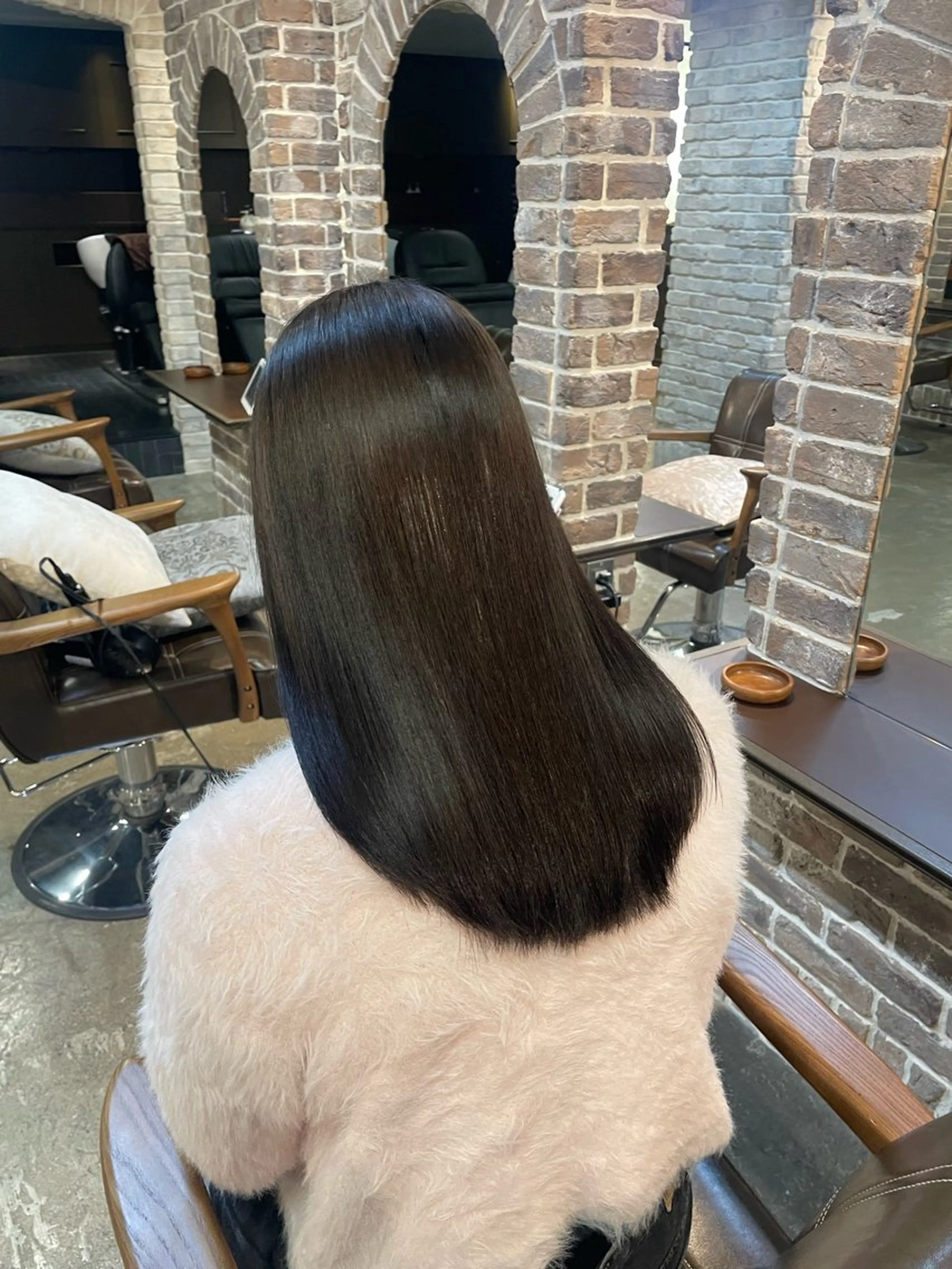 セミロング 🧸顔周りカット /透明感🎀のヘアスタイル