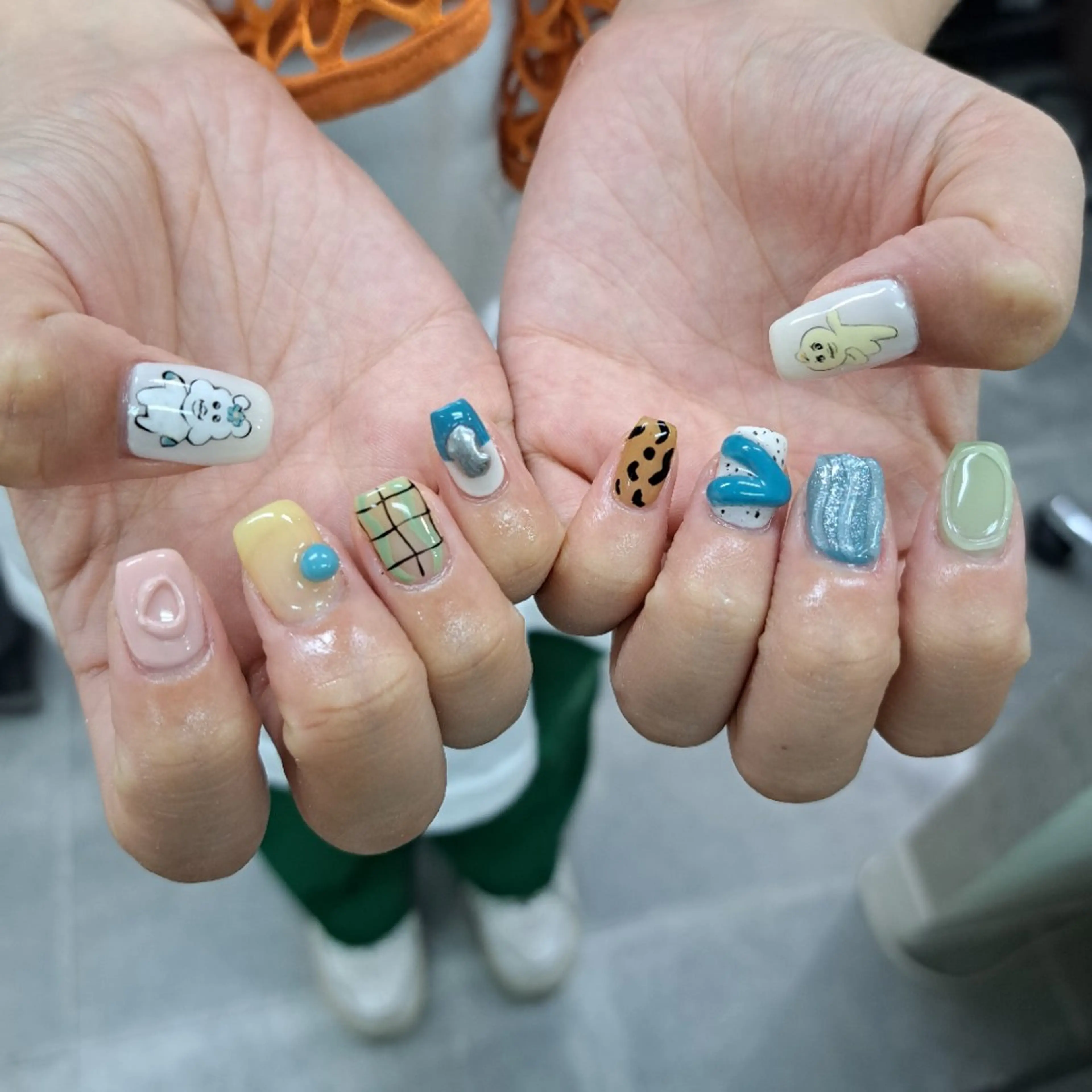 ネイル Nail mood デザイン持ち込みokのネイルデザイン