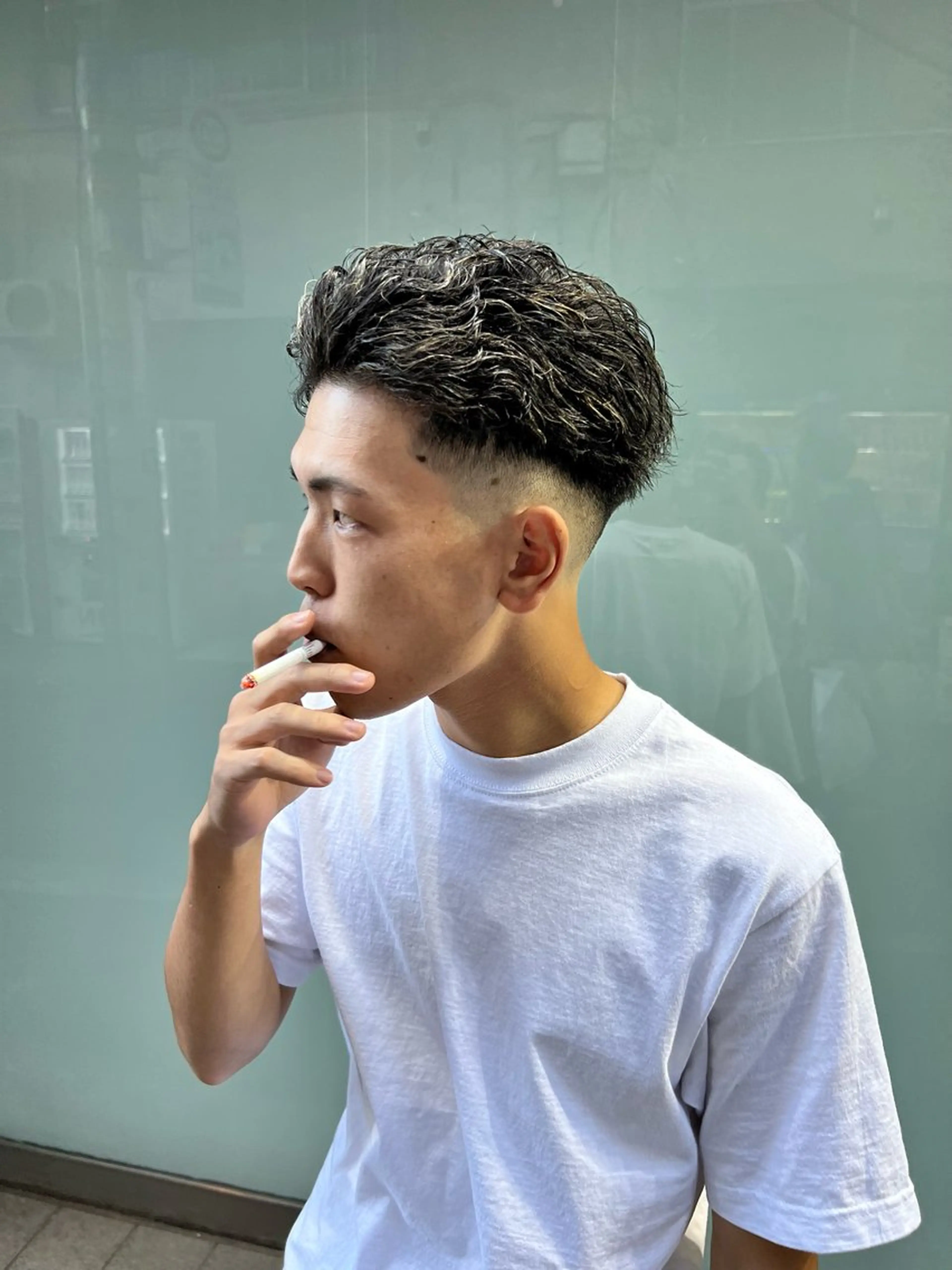 ショート カラー パーマ 豊崎 佑輔のヘアスタイル