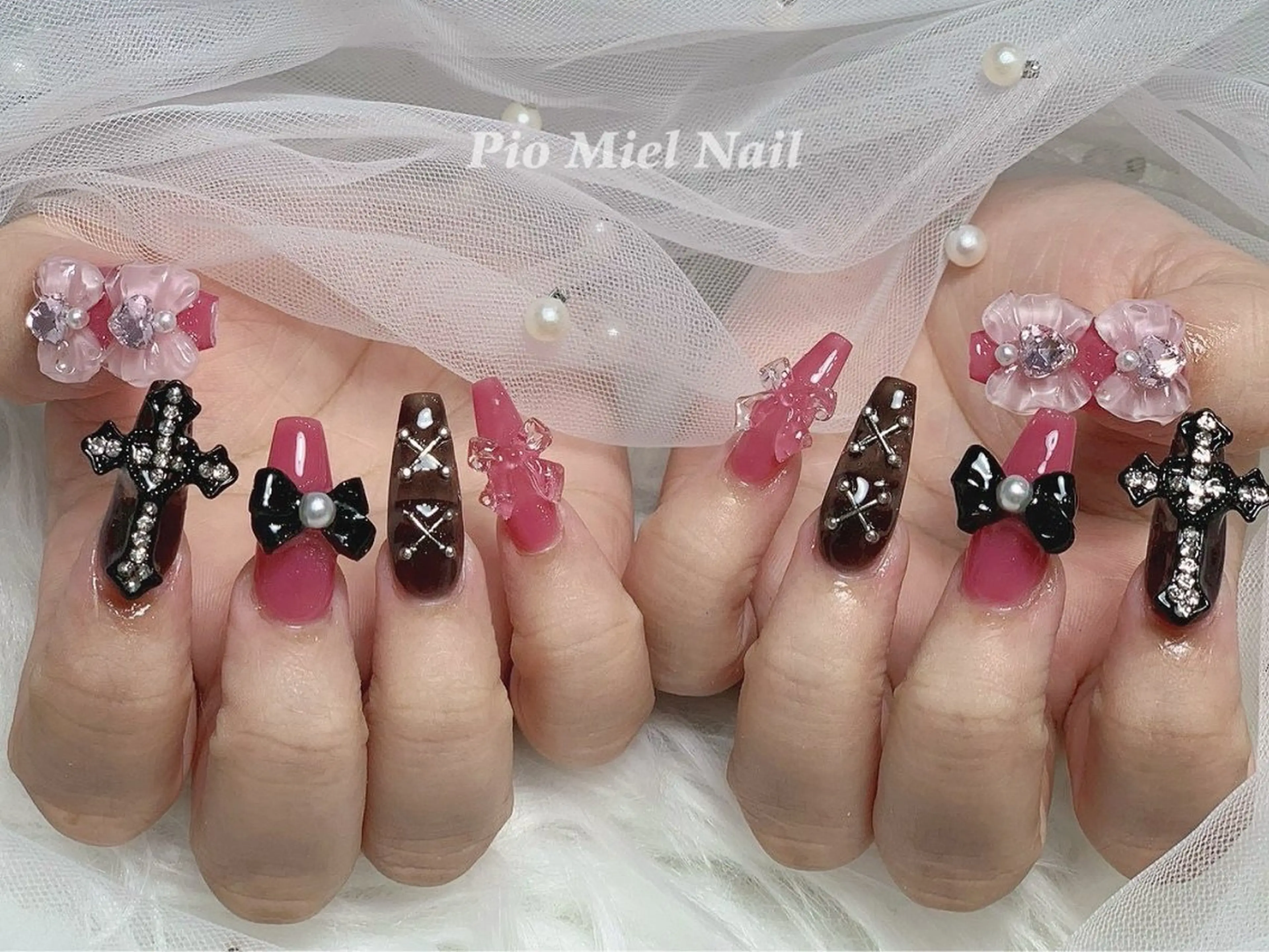 ネイル ハンドネイル HANA 長さだしのネイルデザイン