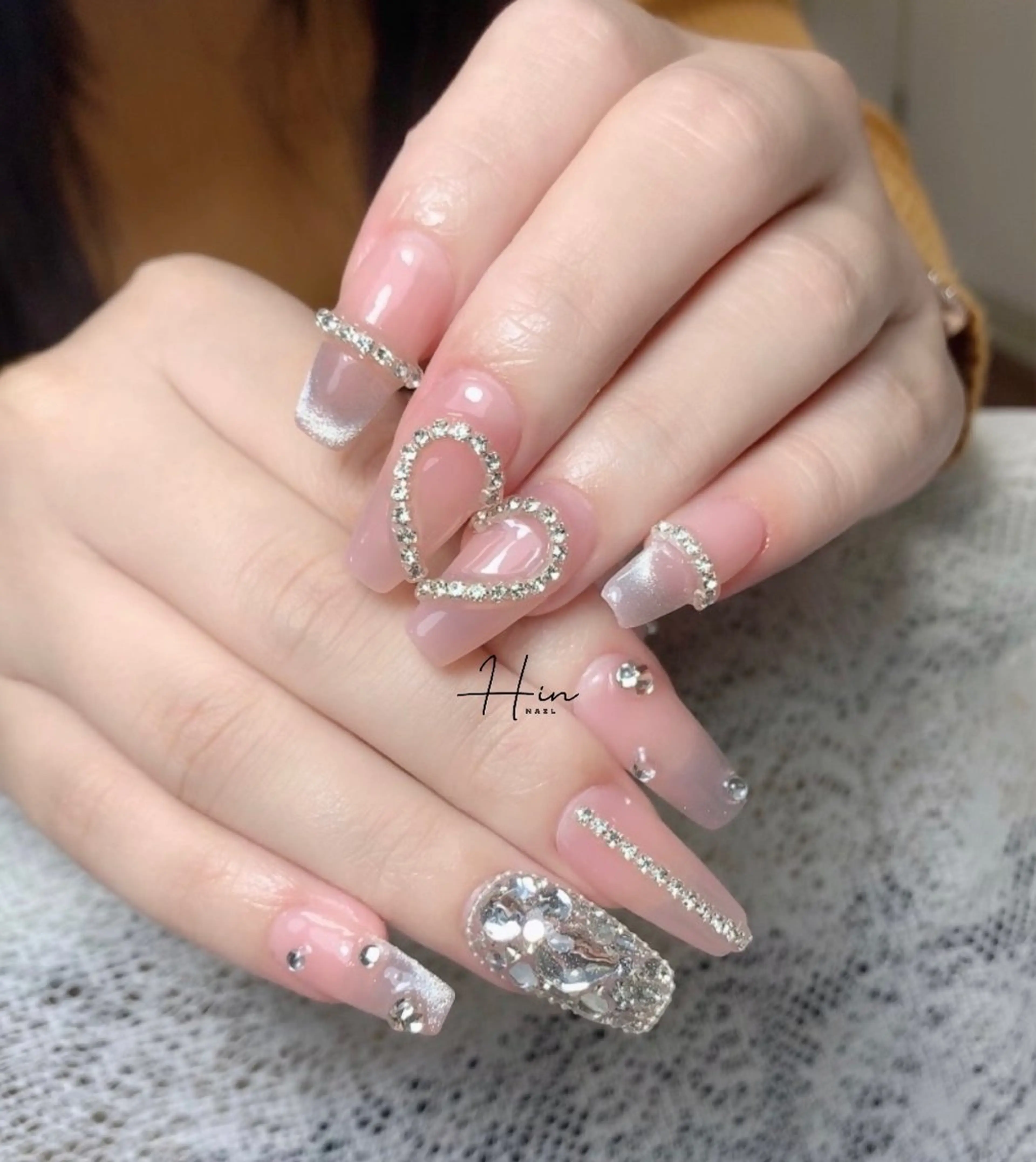 ネイル HIN NAILのネイルデザイン