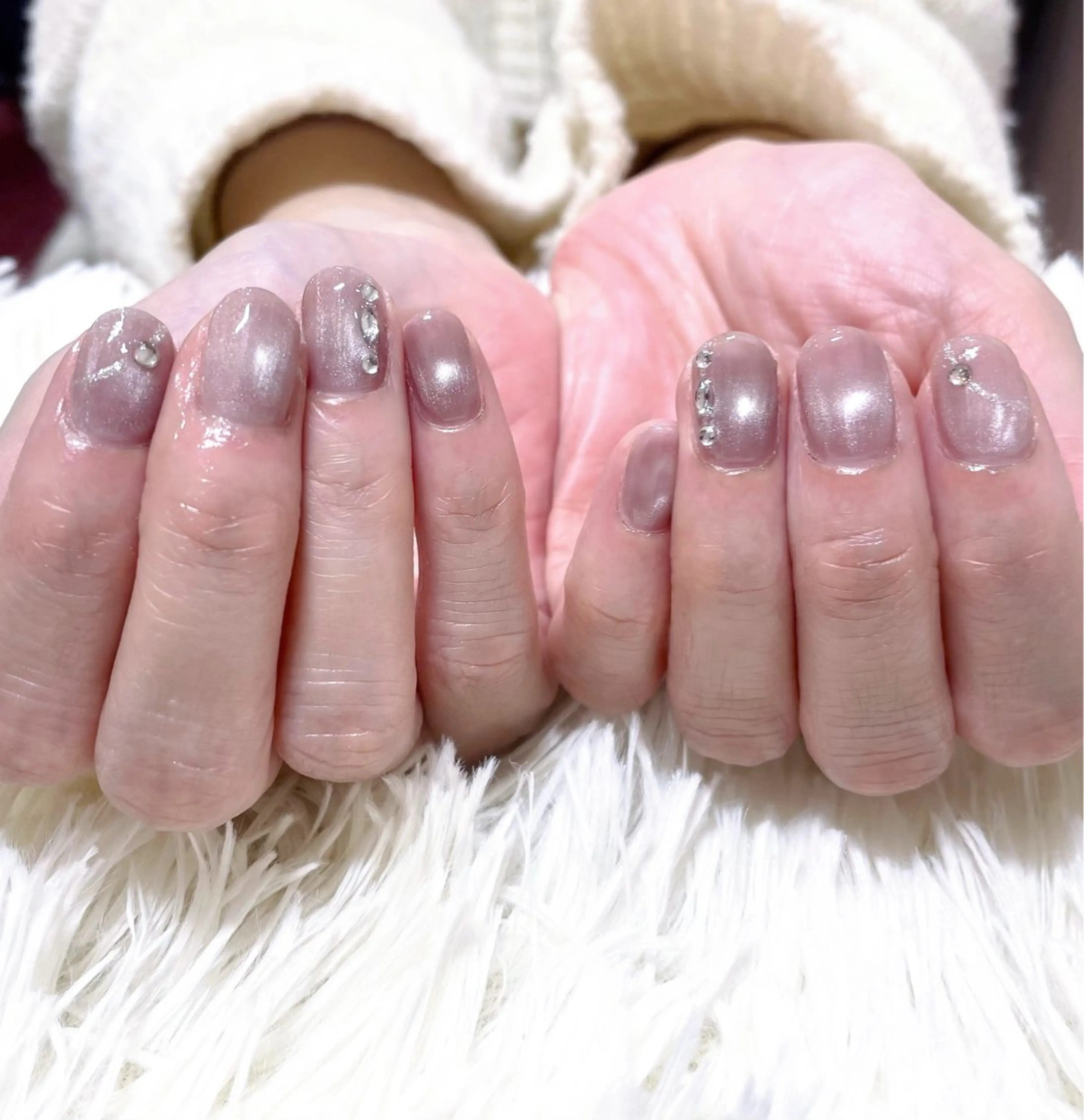 ネイル マグネットネイル シンプルネイル feel.a ‎もえ‎のネイルデザイン