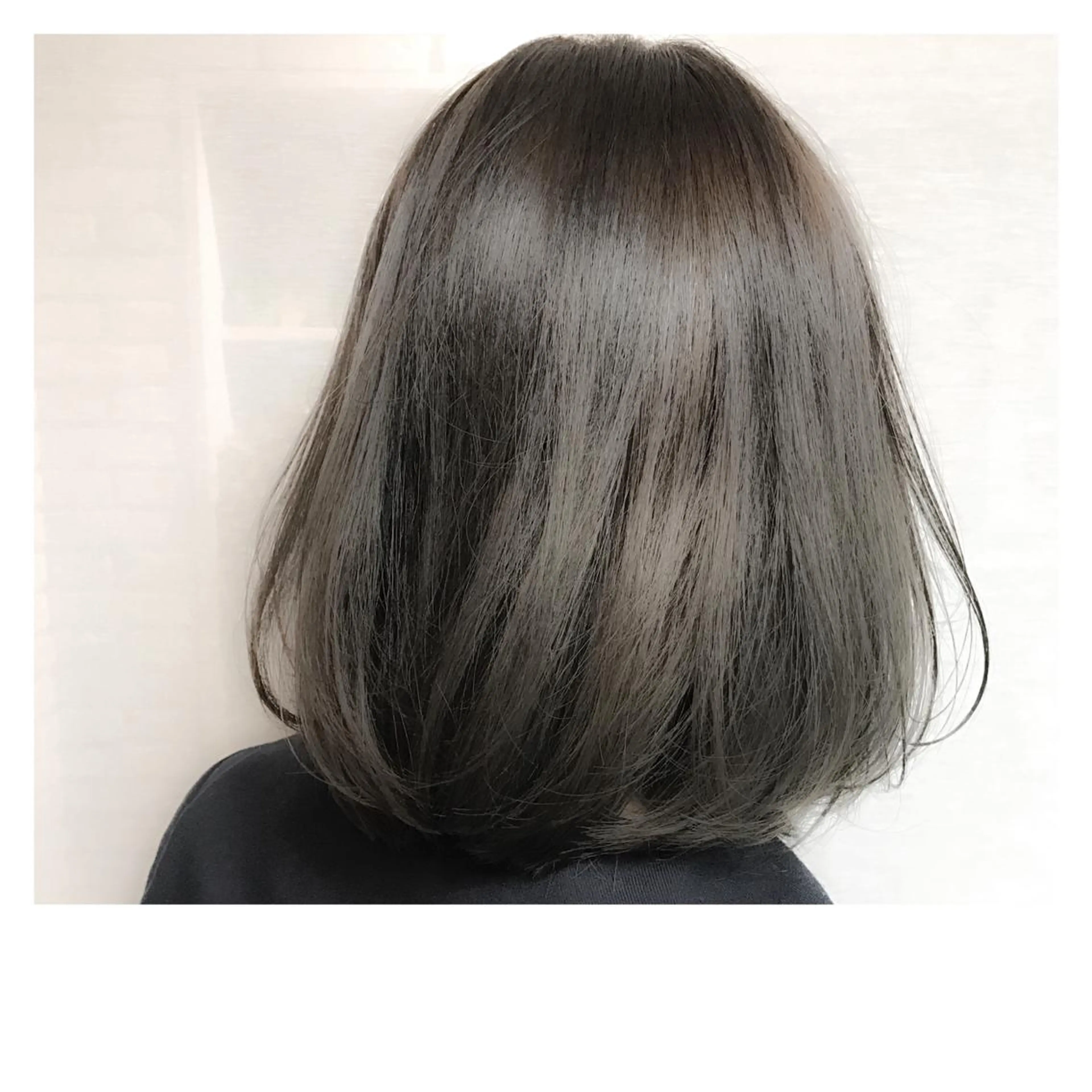 ミディアム カラー アッシュ アッシュグレー アッシュグレージュ グレージュ ボブ clan五反田所属・髪質改善、縮毛矯正 店長浅野太郎のヘアスタイル