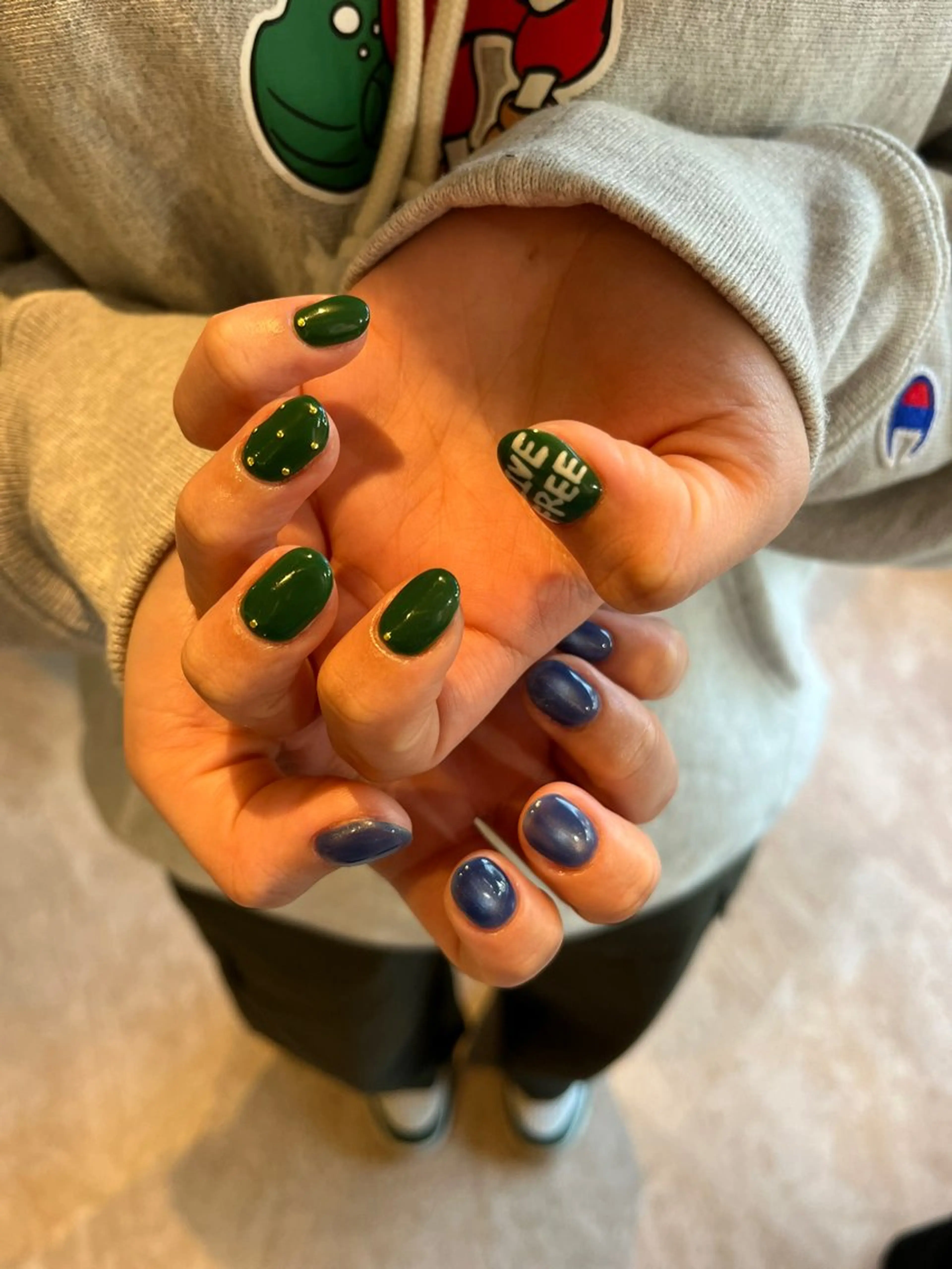 ネイル FOINAIL sakuraのネイルデザイン