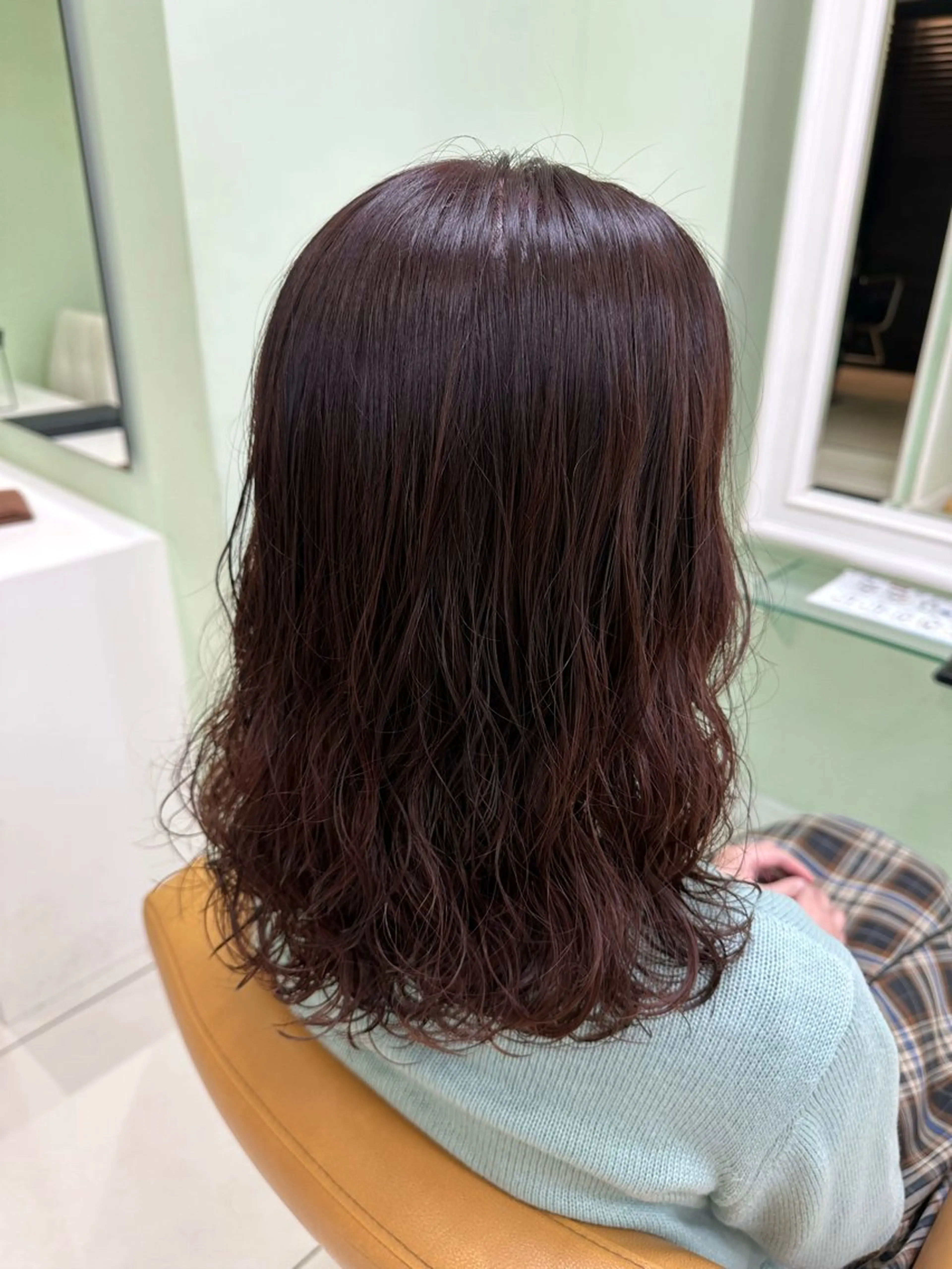 ミディアム 暖色🎀ゆるふわ☁️ MOERI 🍒のヘアスタイル