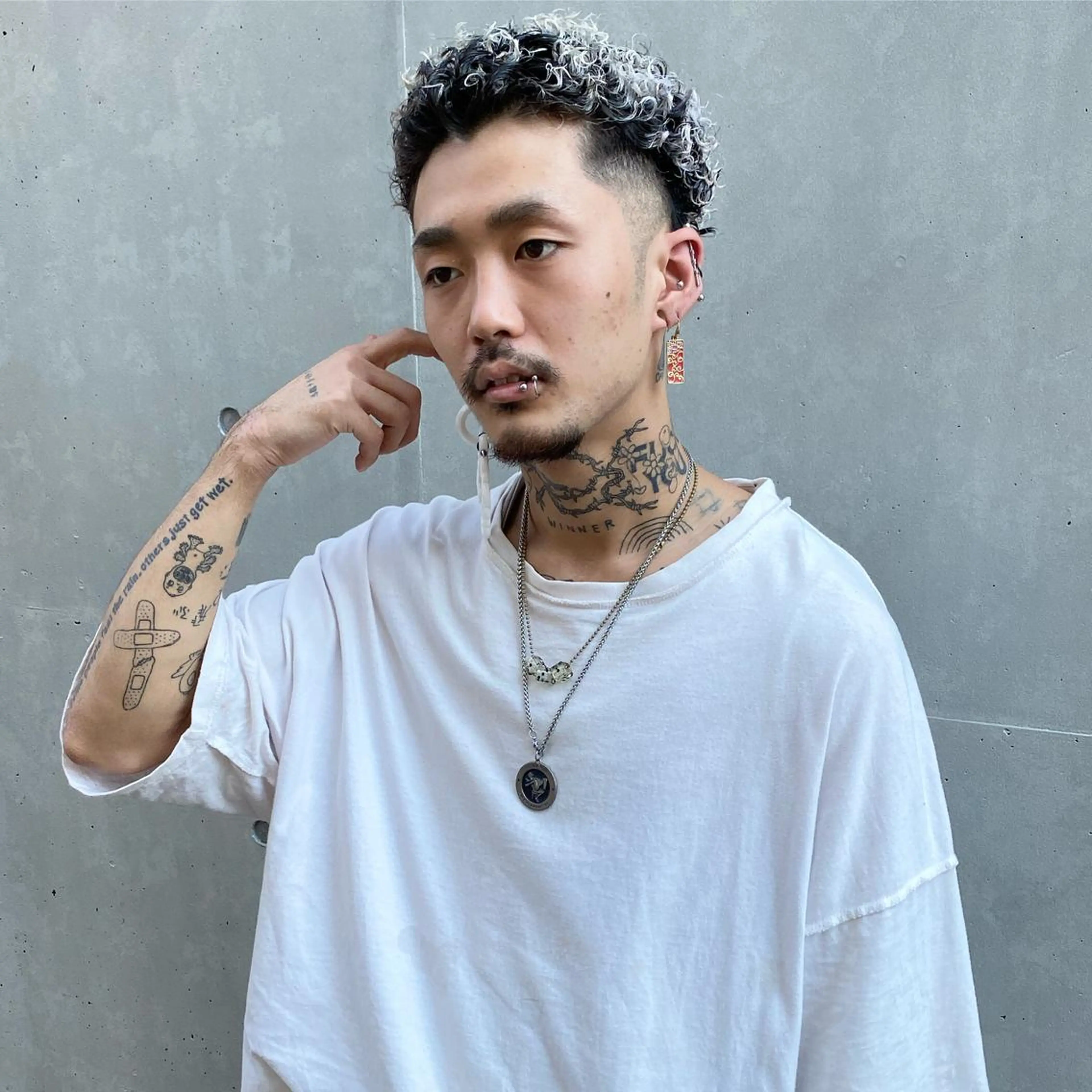 ショート カラー パーマ ヘアアレンジ メンズ キッズ ネイル マツエク・マツパ 中元 淳のヘアスタイル