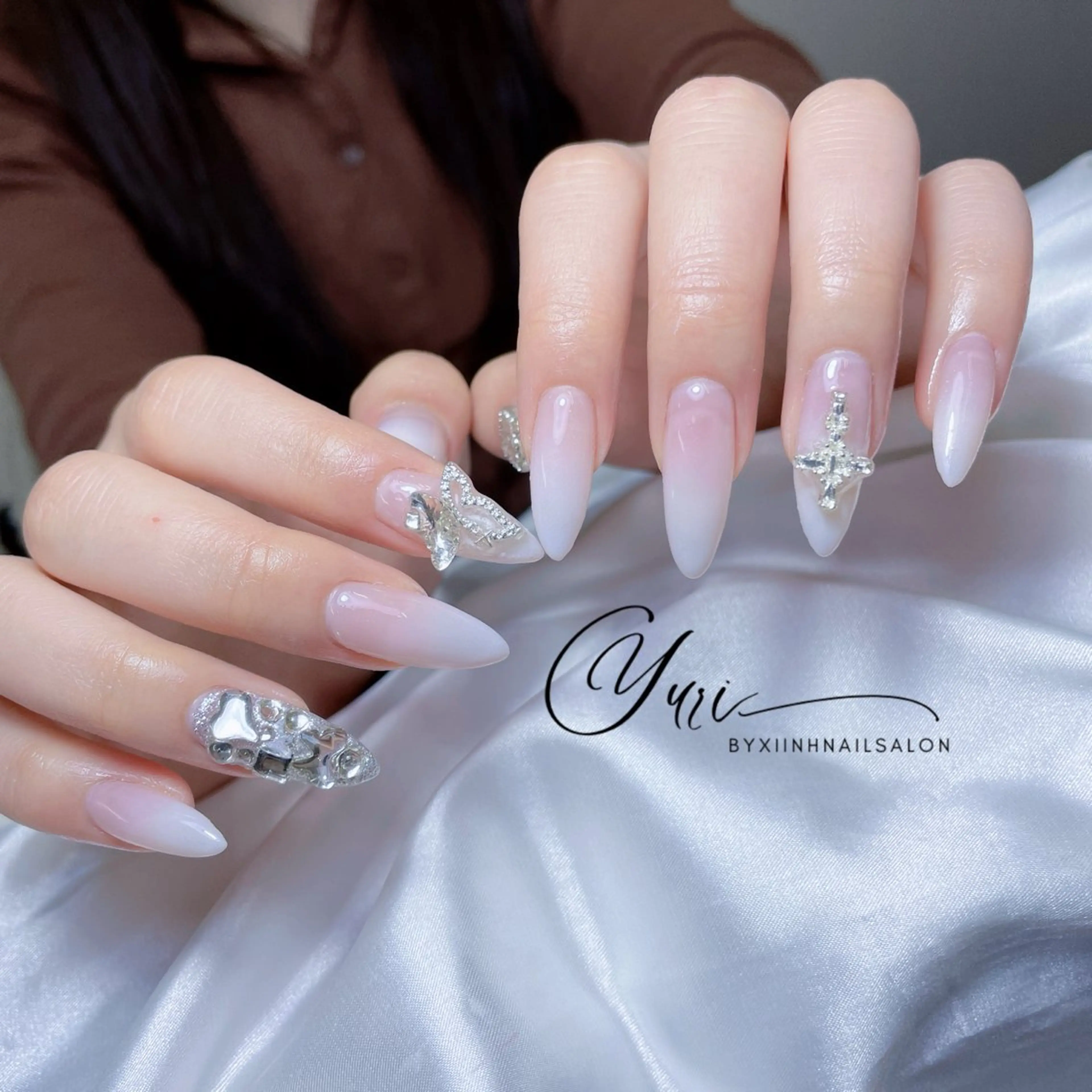 ネイル チークネイル 桜ネイル 長さ出し フットネイル ジェルネイル ハンドネイル YURI NAILのネイルデザイン